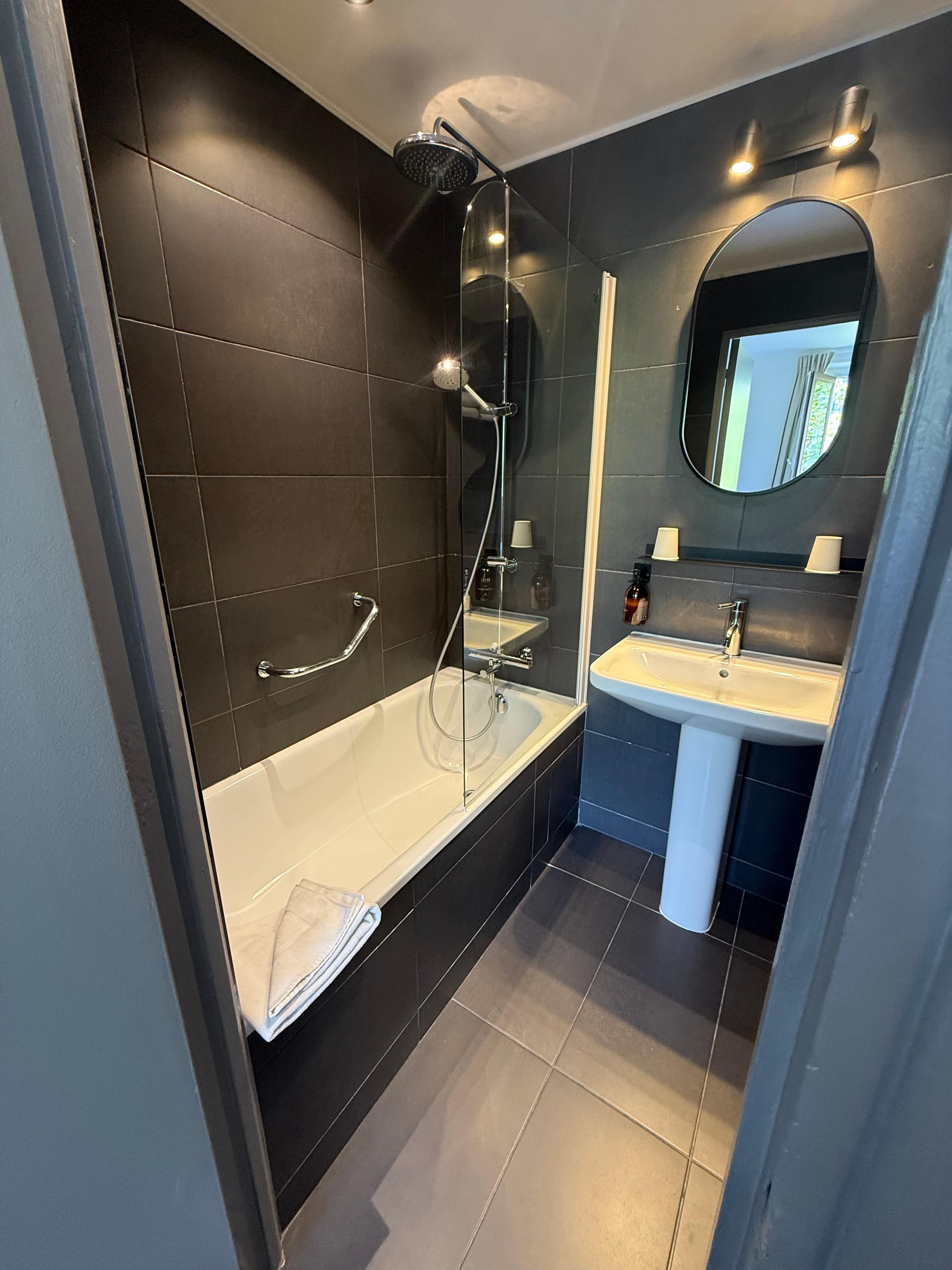 Large renovated bathroom 