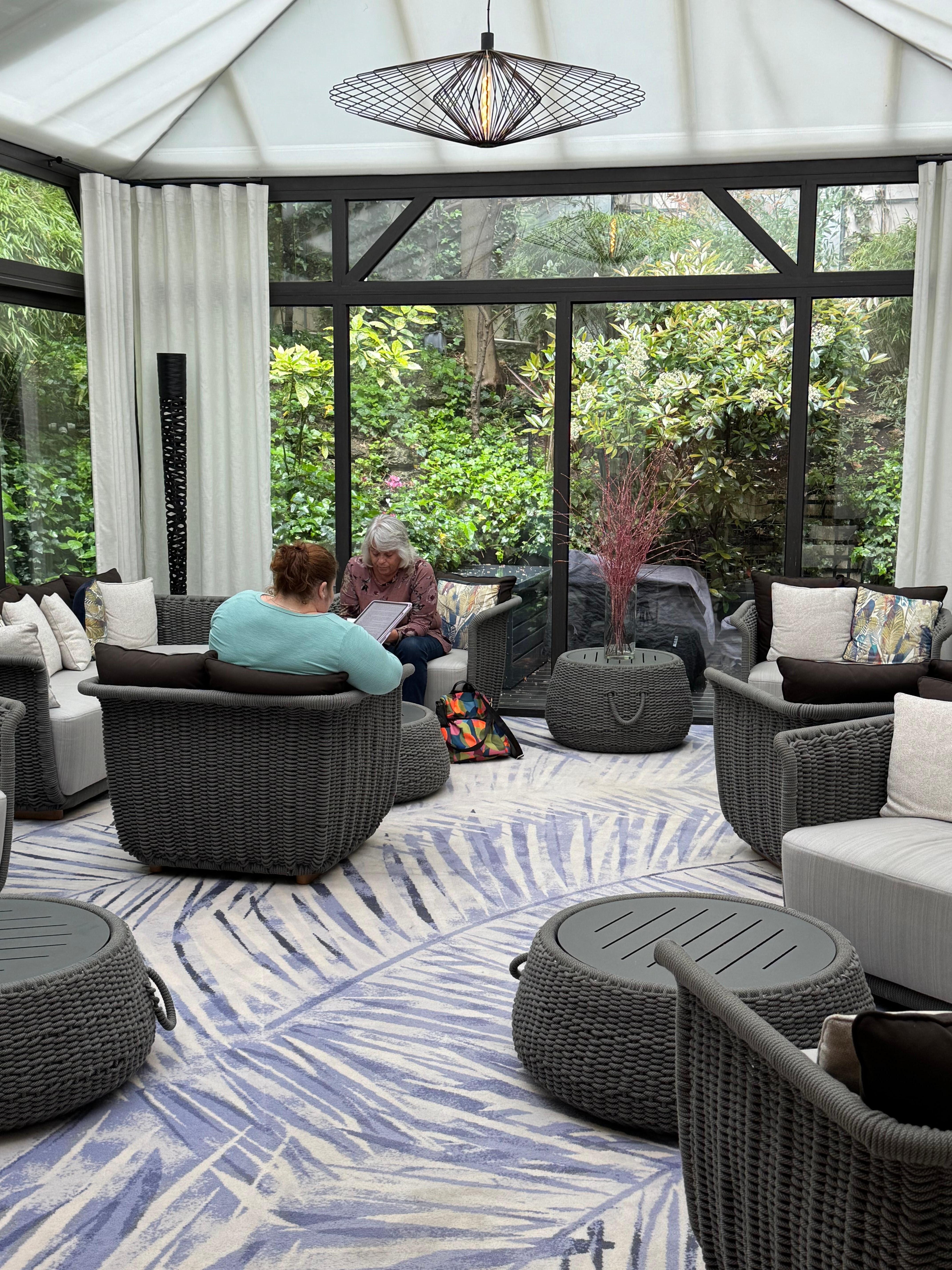 Breakfast room