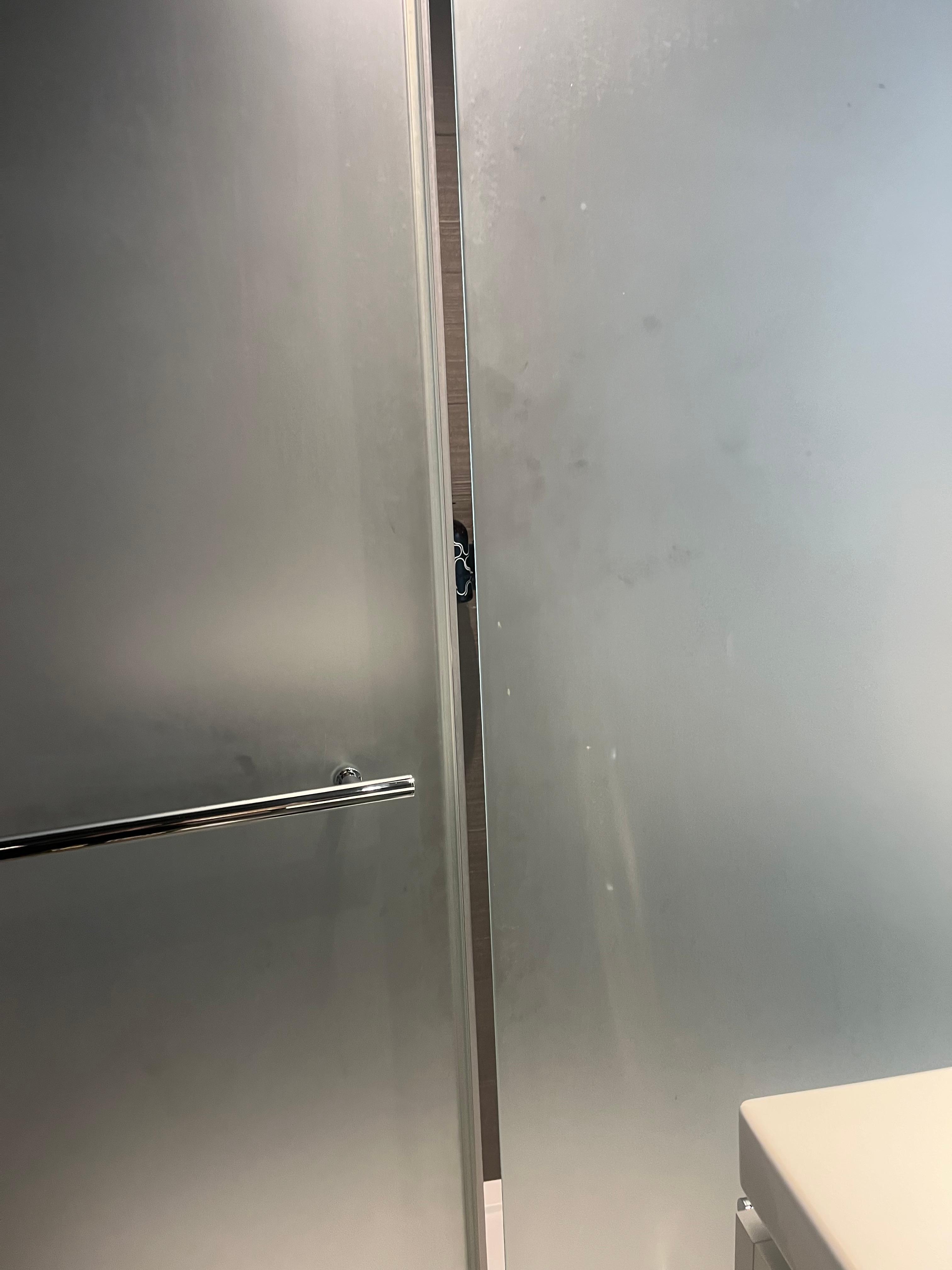 Tache et transparence 