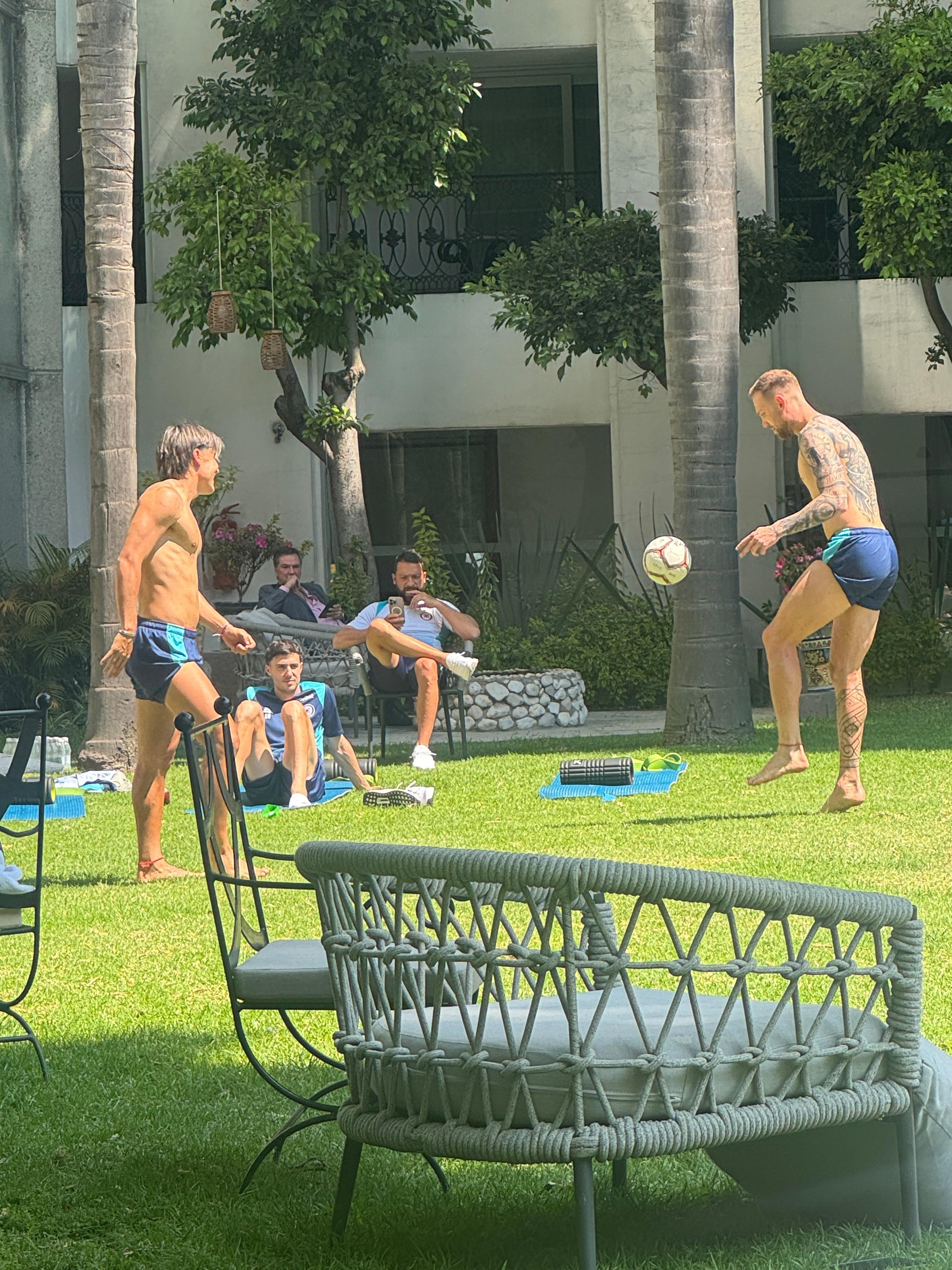 Con los jugadores del Cruz Azul