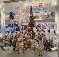 Maravillosa decoración de las plazas comerciales