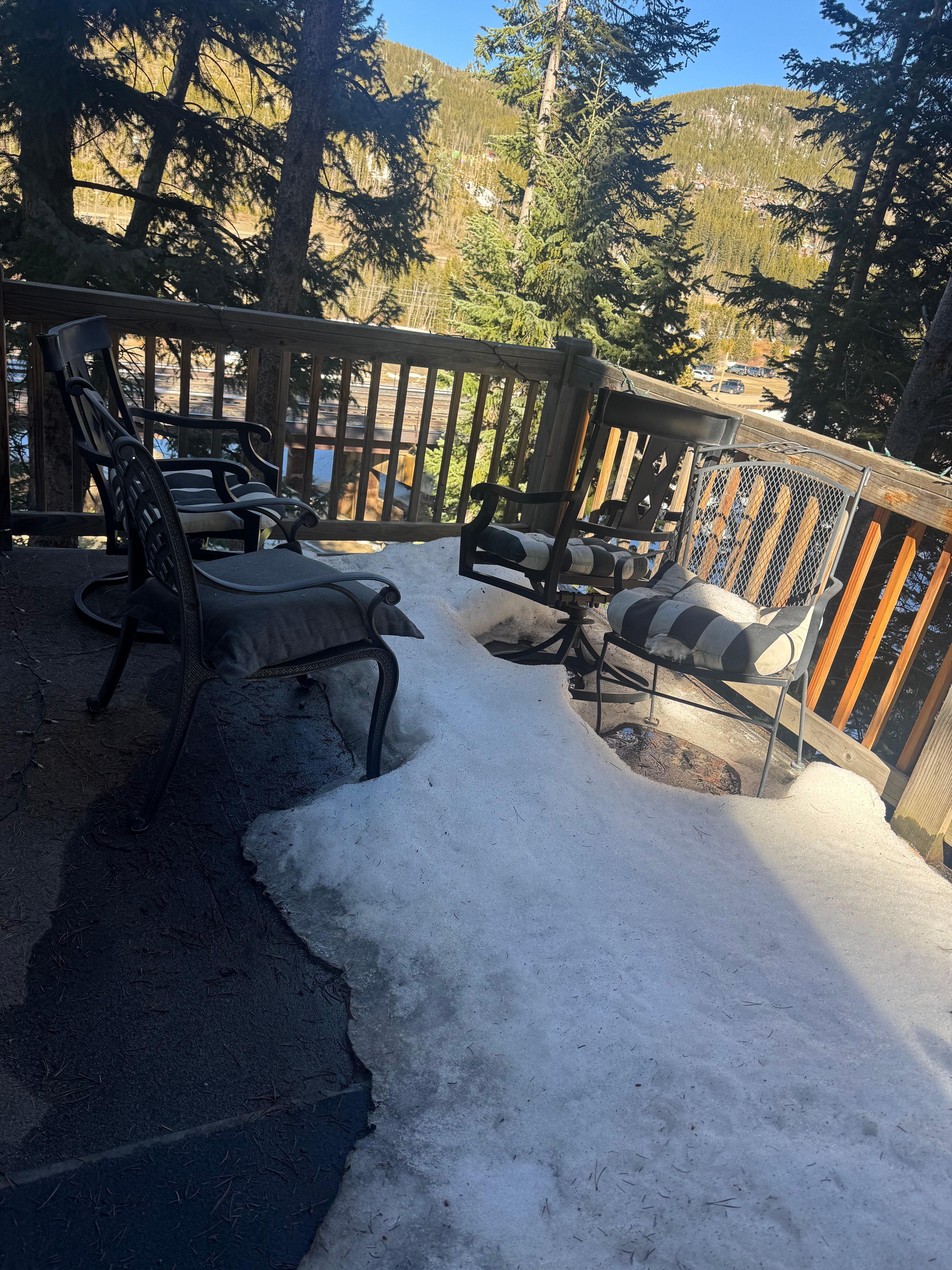 The only porch available was unusable. The cushions were in disarray and torn. The furniture was all over the porch and also unusable. This is what it looked like when we arrived. I have never stayed in a rental with a porch that was not cared for. 