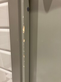 Väldigt slitna rum!