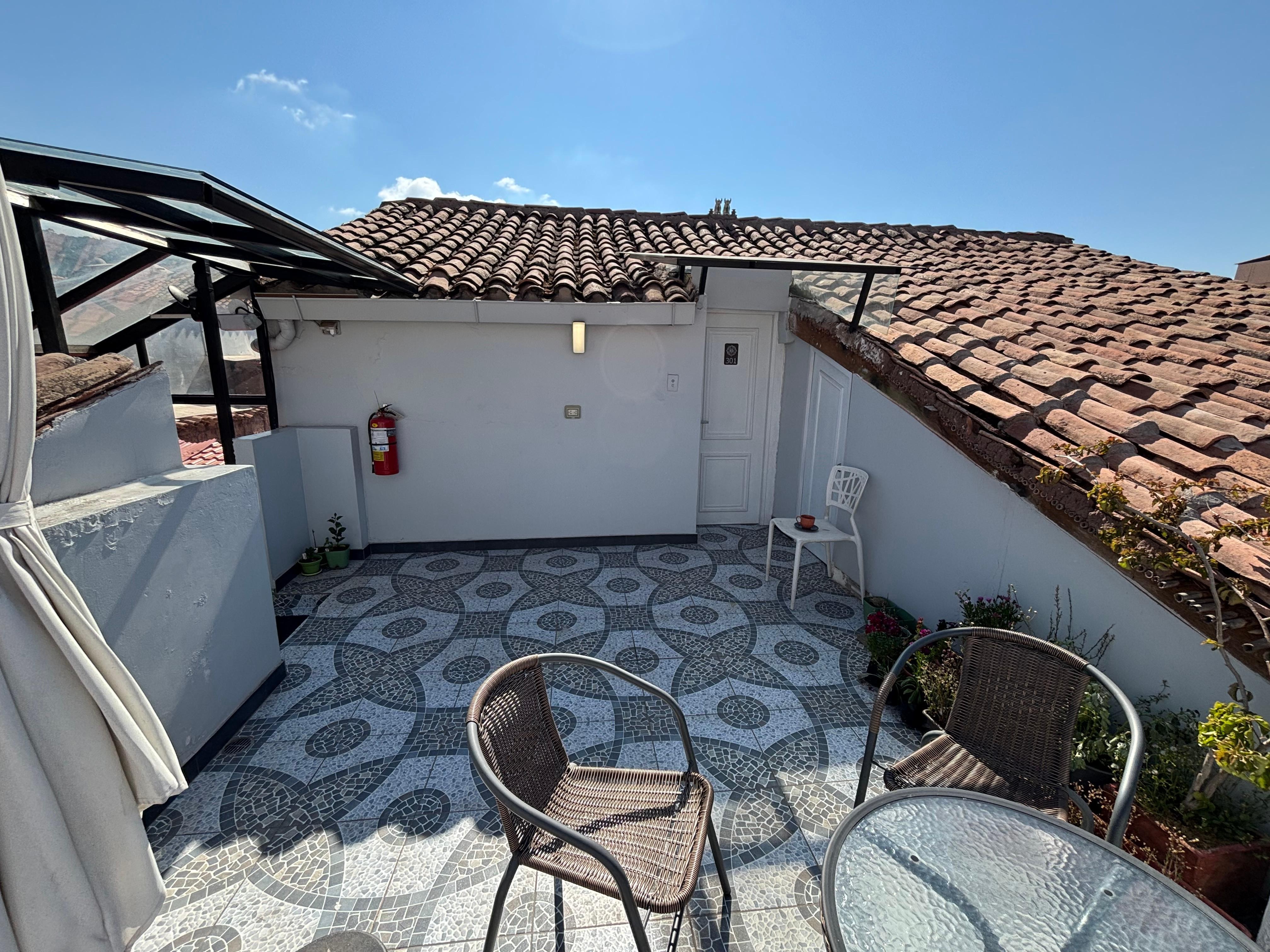 Room 301 on the roof top for family of 4