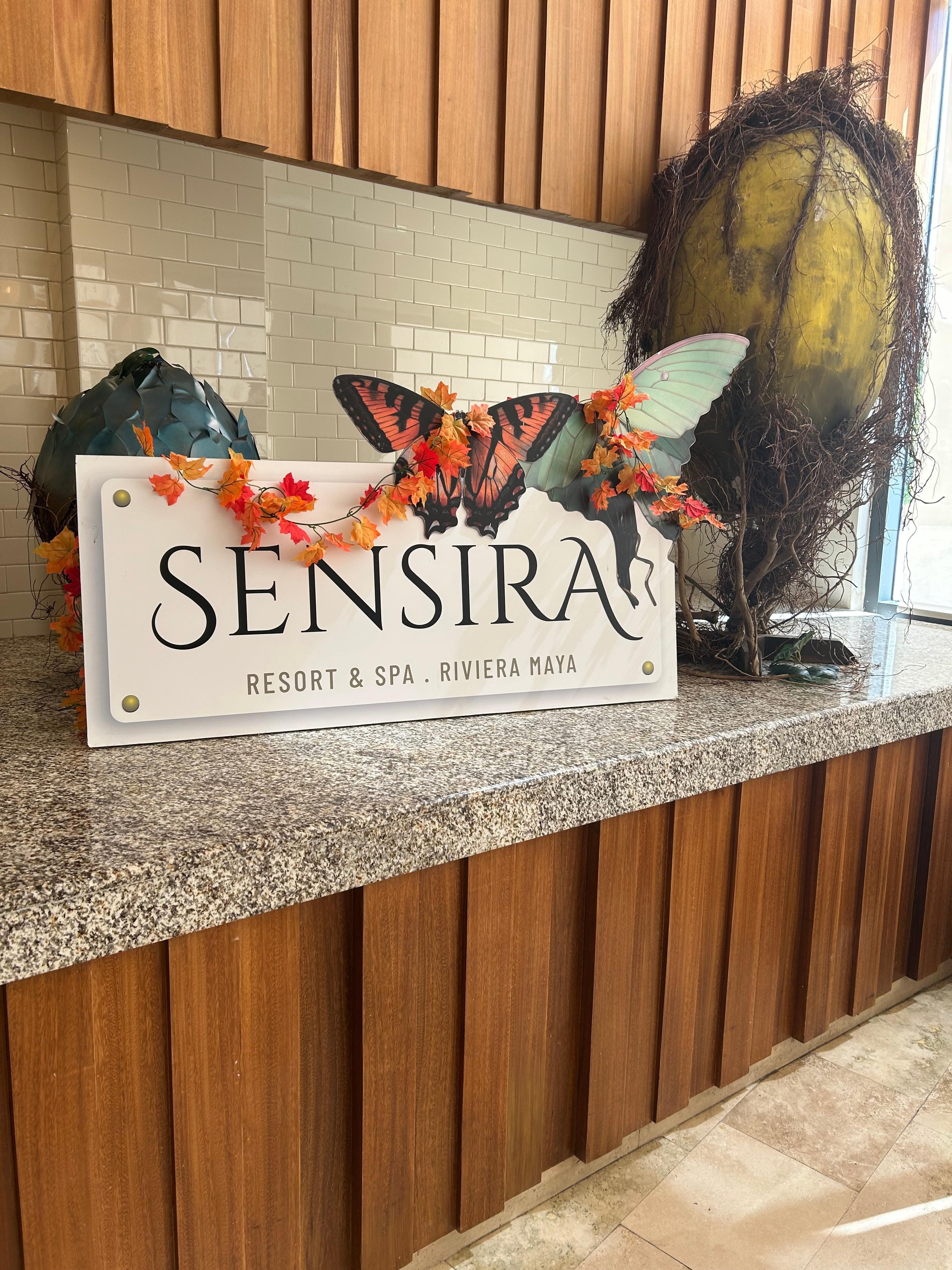 Breakfast , Lunch , Dinner Buffet 