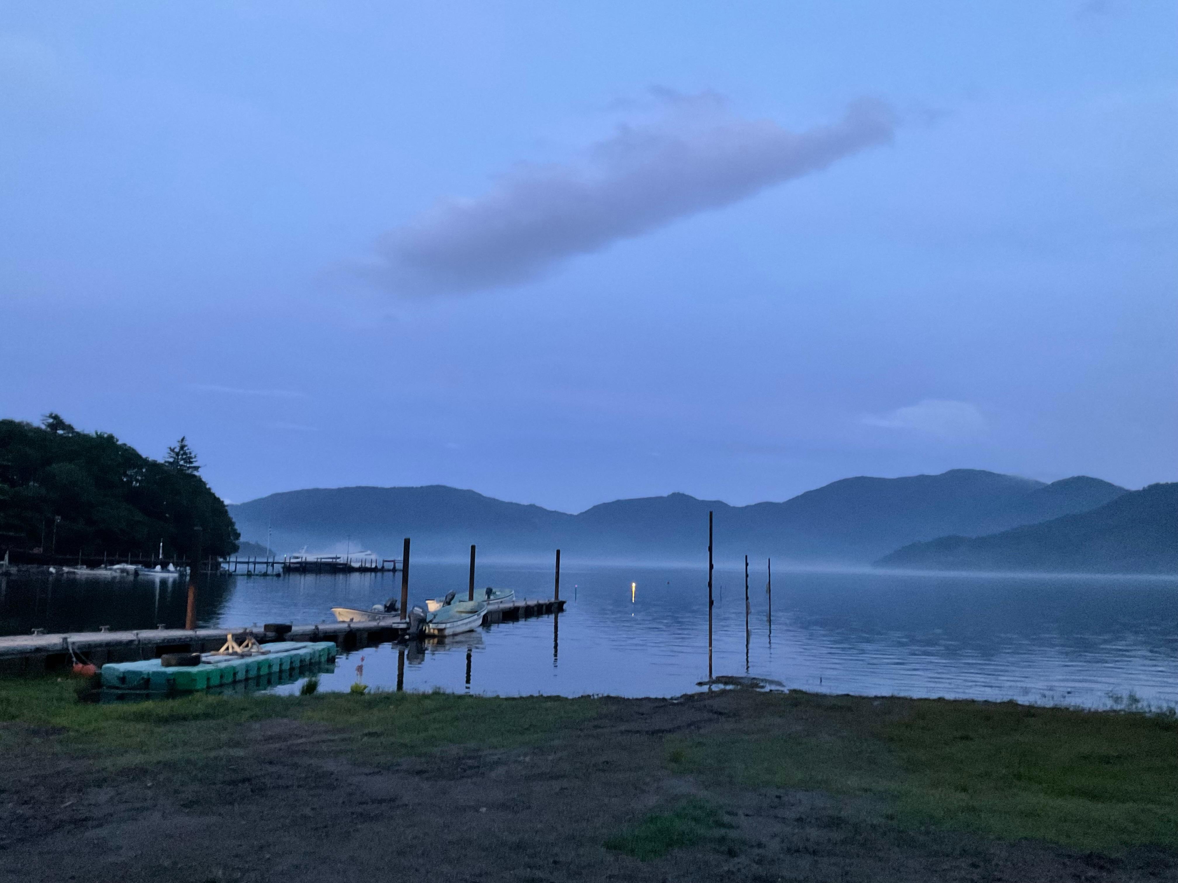 夕方中禅寺湖に行ってたくさんの癒しをいただきました