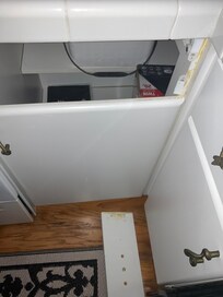 Fake kitchen drawer fell off