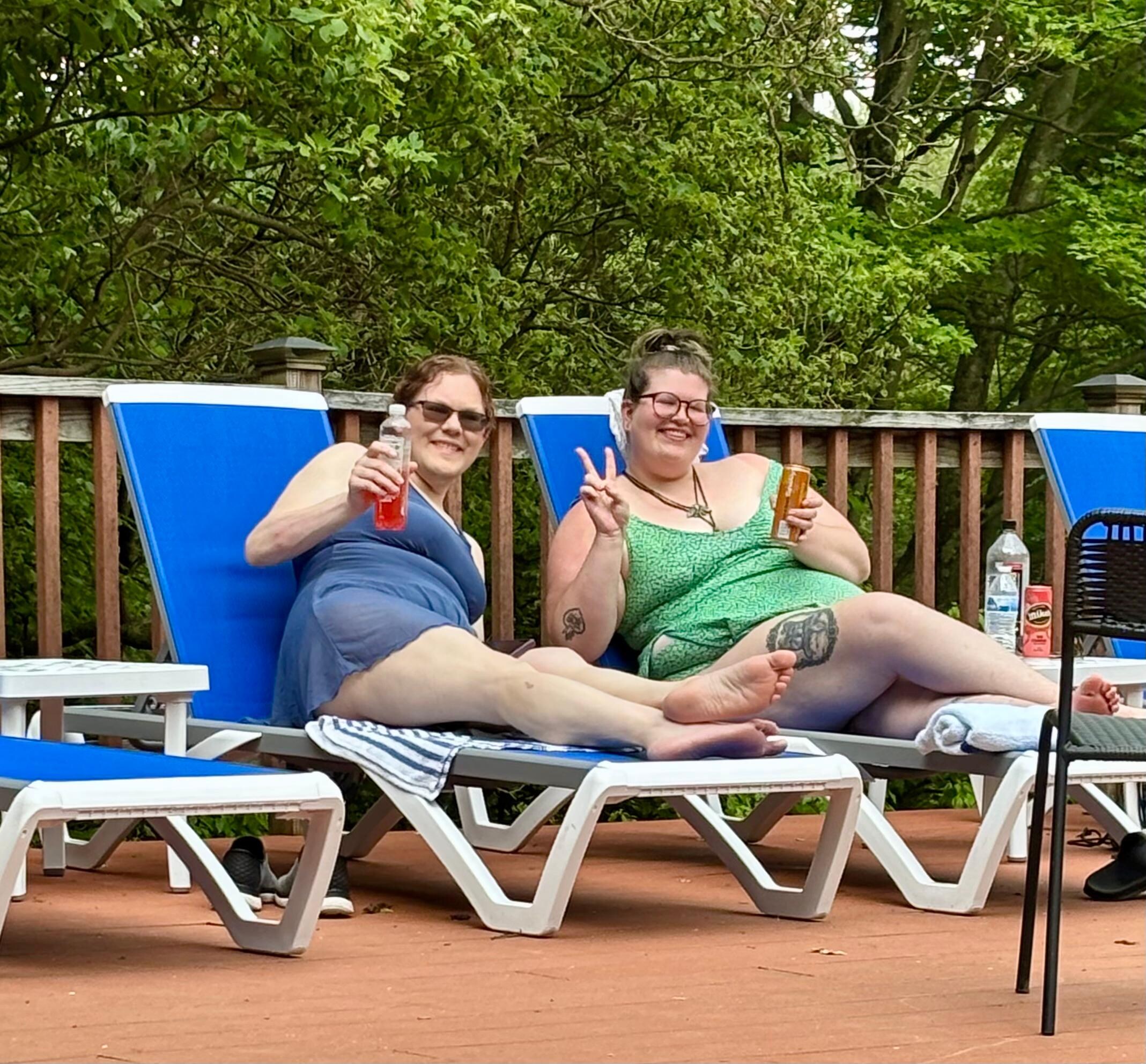 Large pool deck