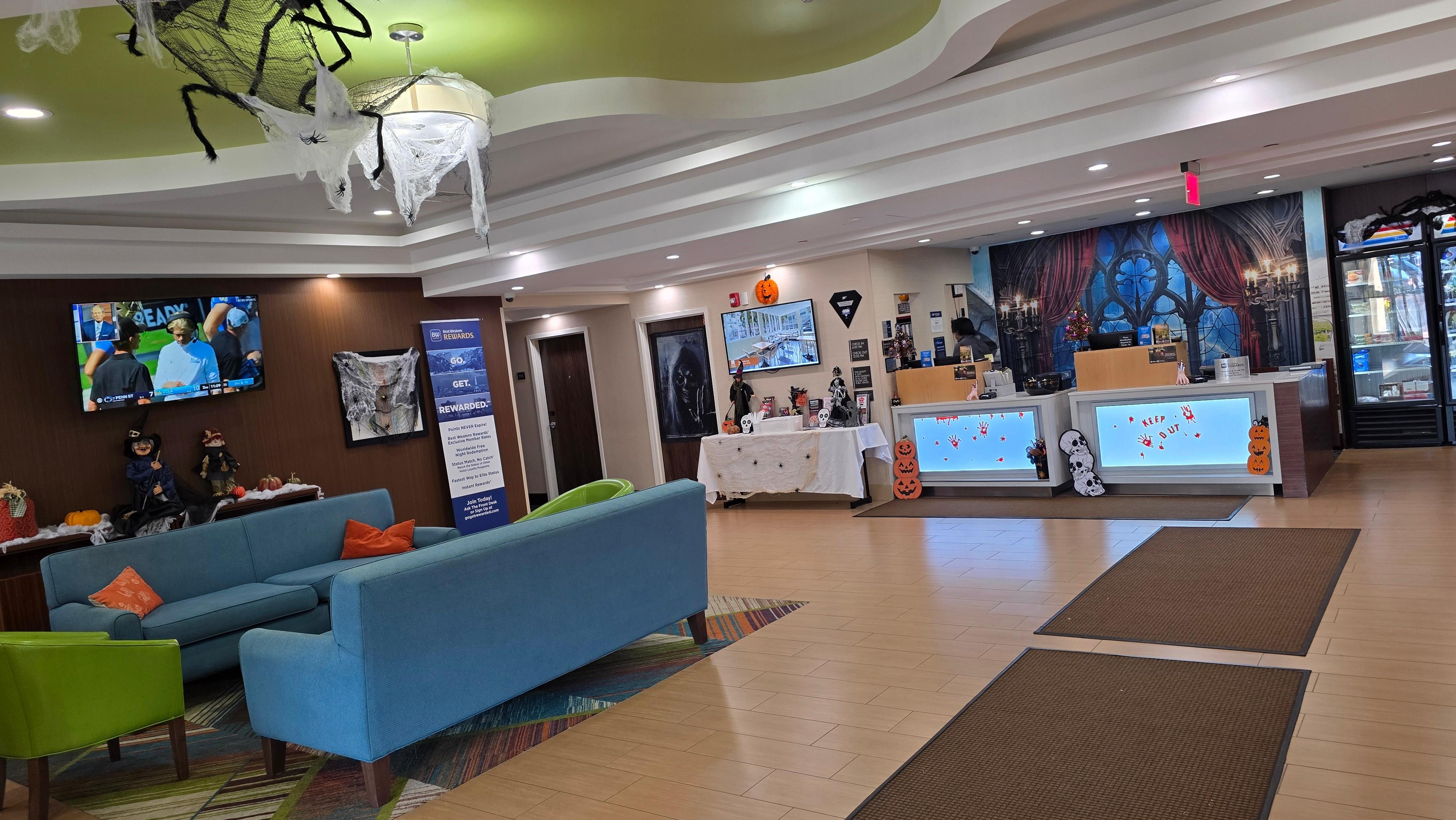 Front reception during Halloween. Super cute!