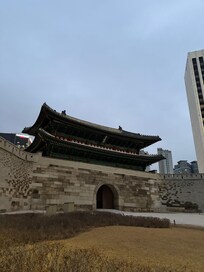 南大門
ホテルから徒歩2分