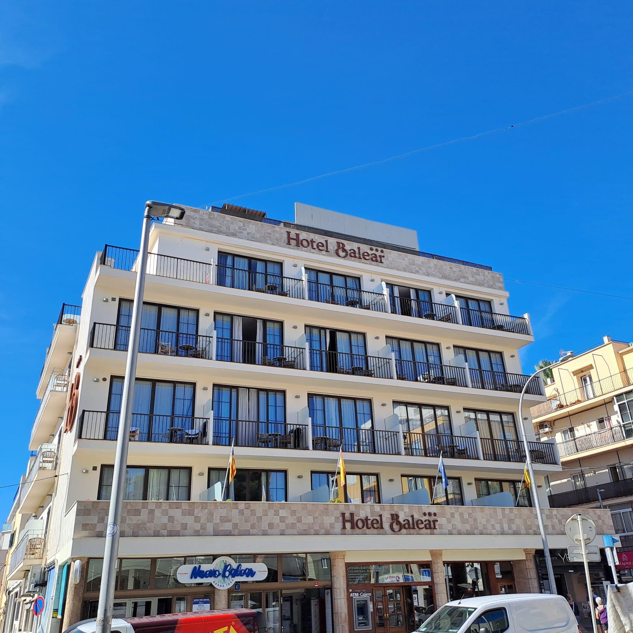 Hotel Fassade Aussengebäude