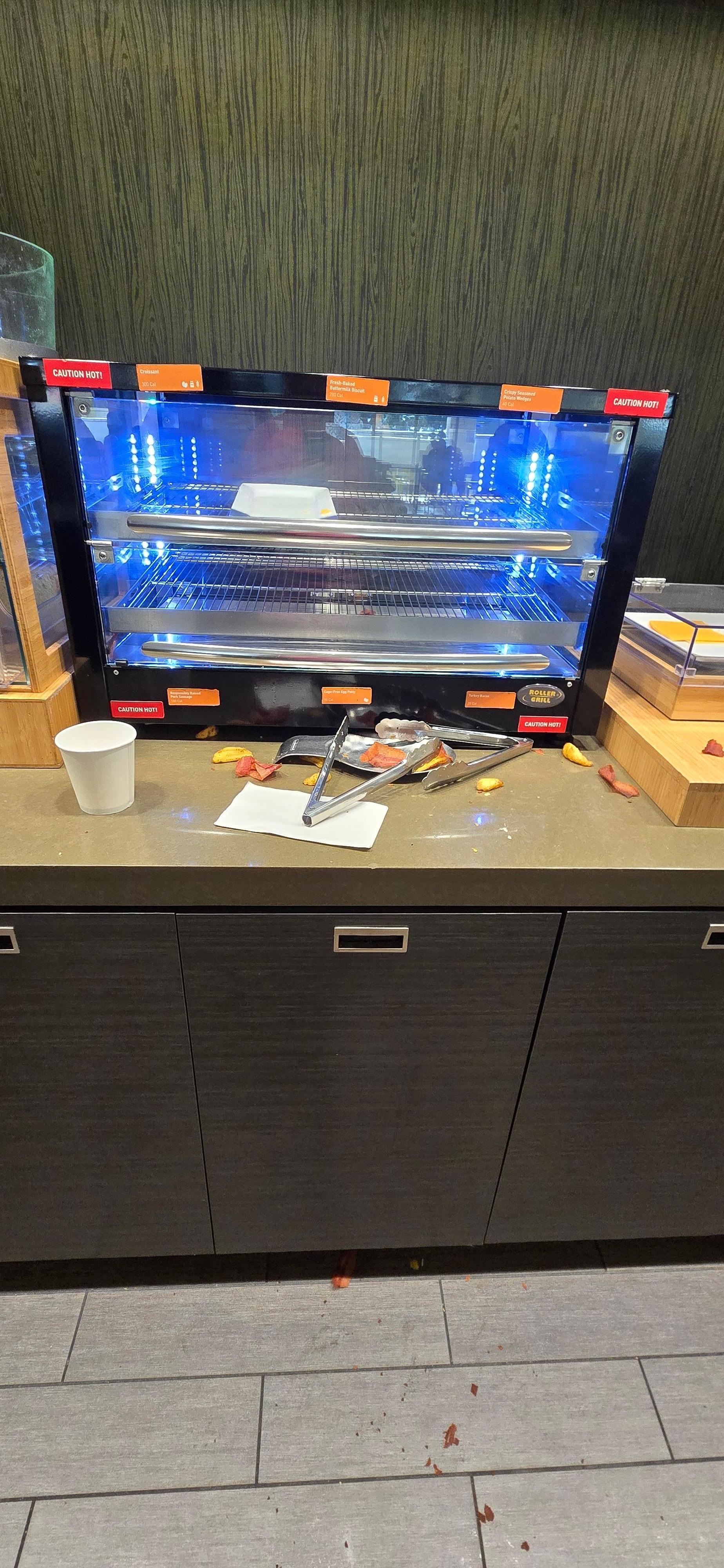 No food and not cleaned