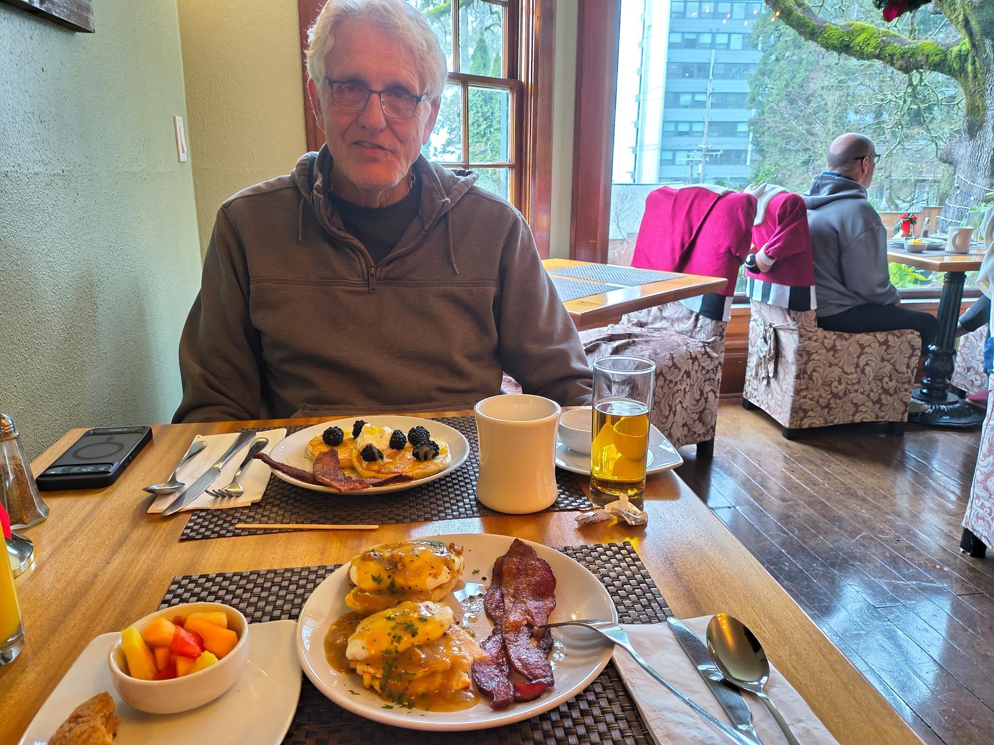 Have you ever seen a free hotel breakfast like this? 