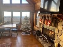 Didn’t expect Christmas decorations but what a beautiful surprise for our December stay!