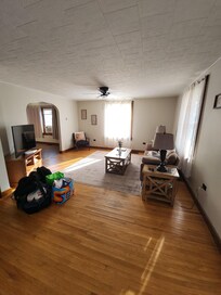 As soon as you walk into the front door it feels comfy and like I was at home