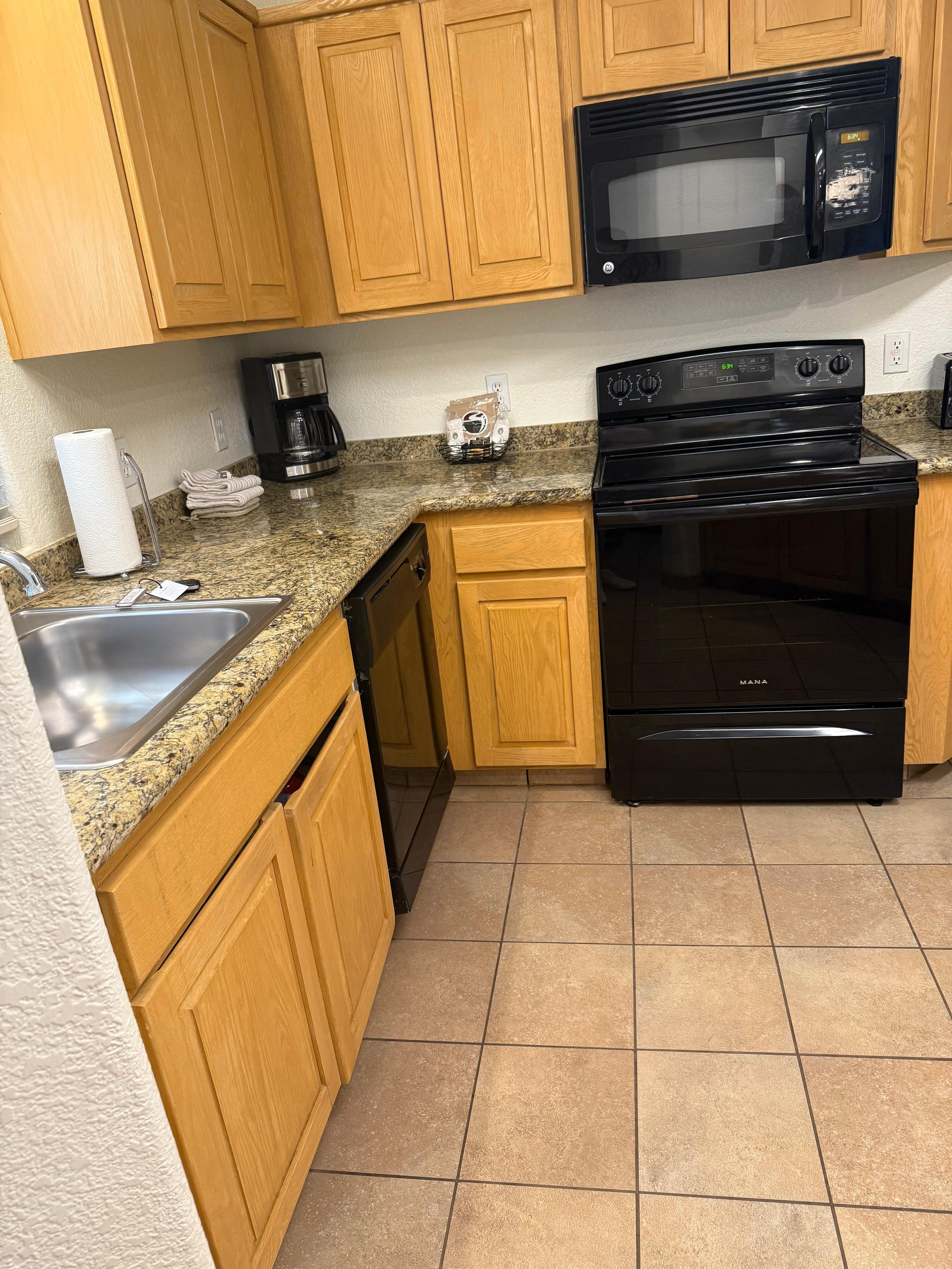 Fully equipped kitchen 