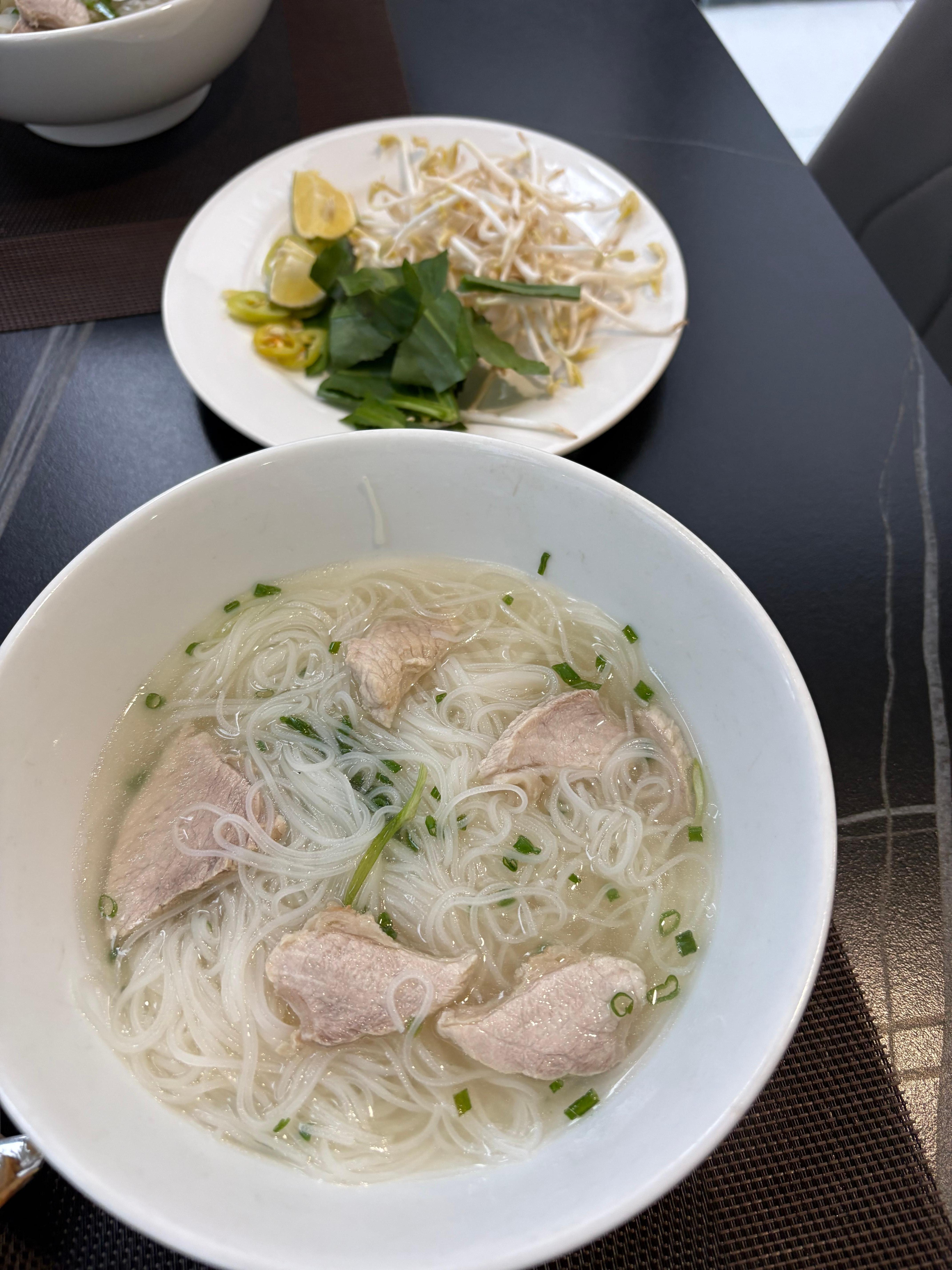 朝ごはんのフォーは美味しかったです。サービスしていた男性も感じ良かった