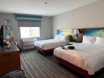 Zimmer mit zwei Queen Betten