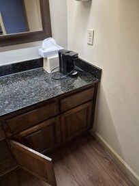 No coffee, iron, cups, water...