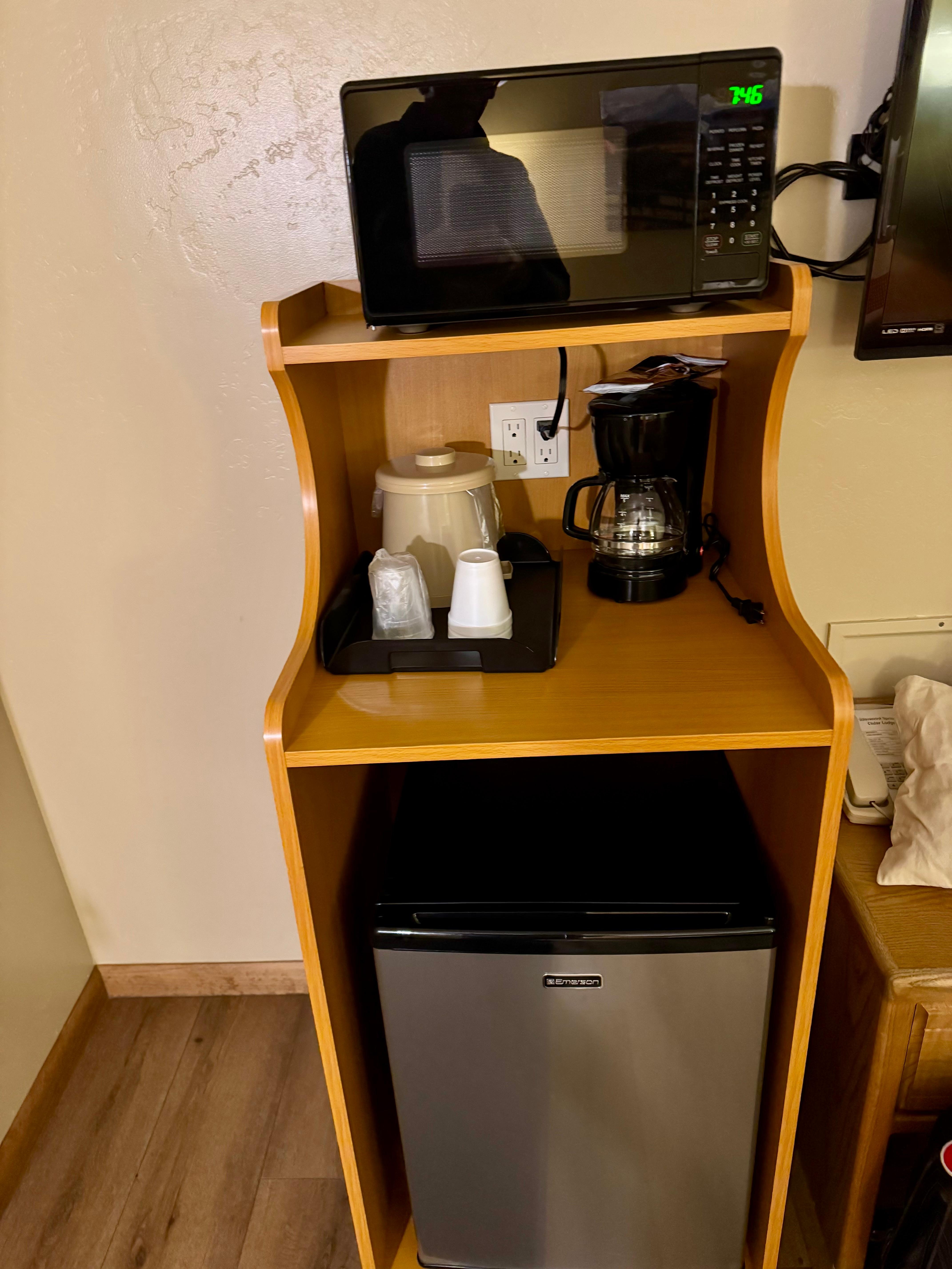 In room coffee, fridge and microwave