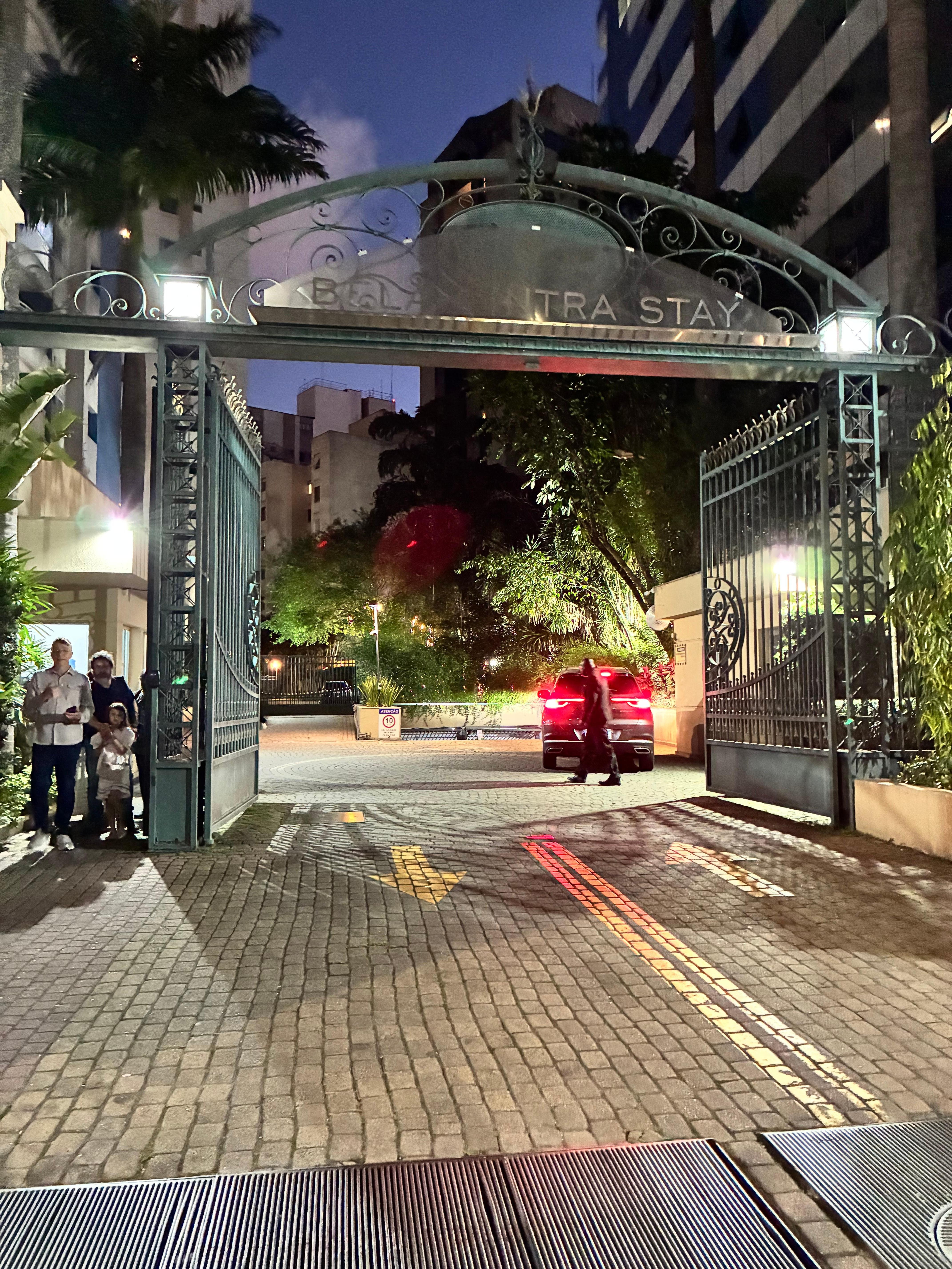 Entrada da Rua Bela Cintra 