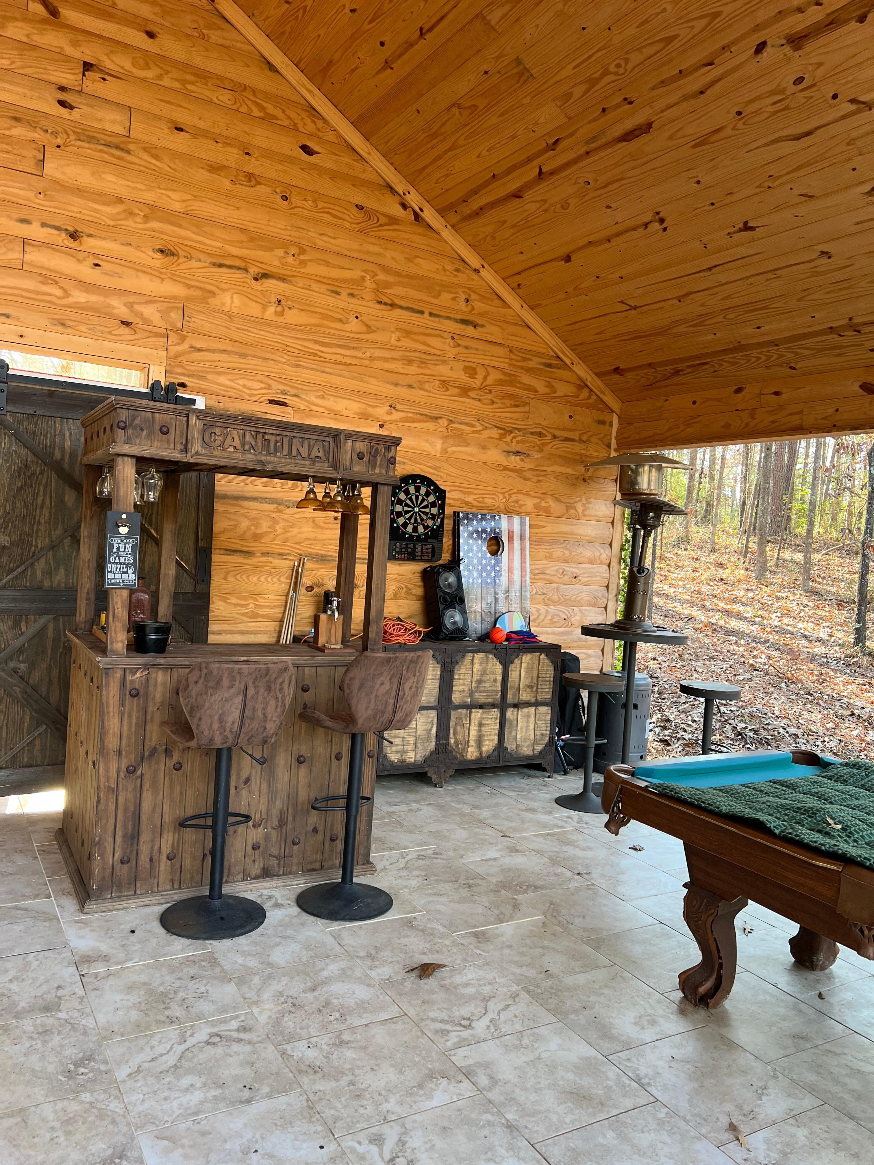 The outside recreation is beautiful.. Cook, visit, watch some
TV.  Whatever your heart desires in nature and serenity. 