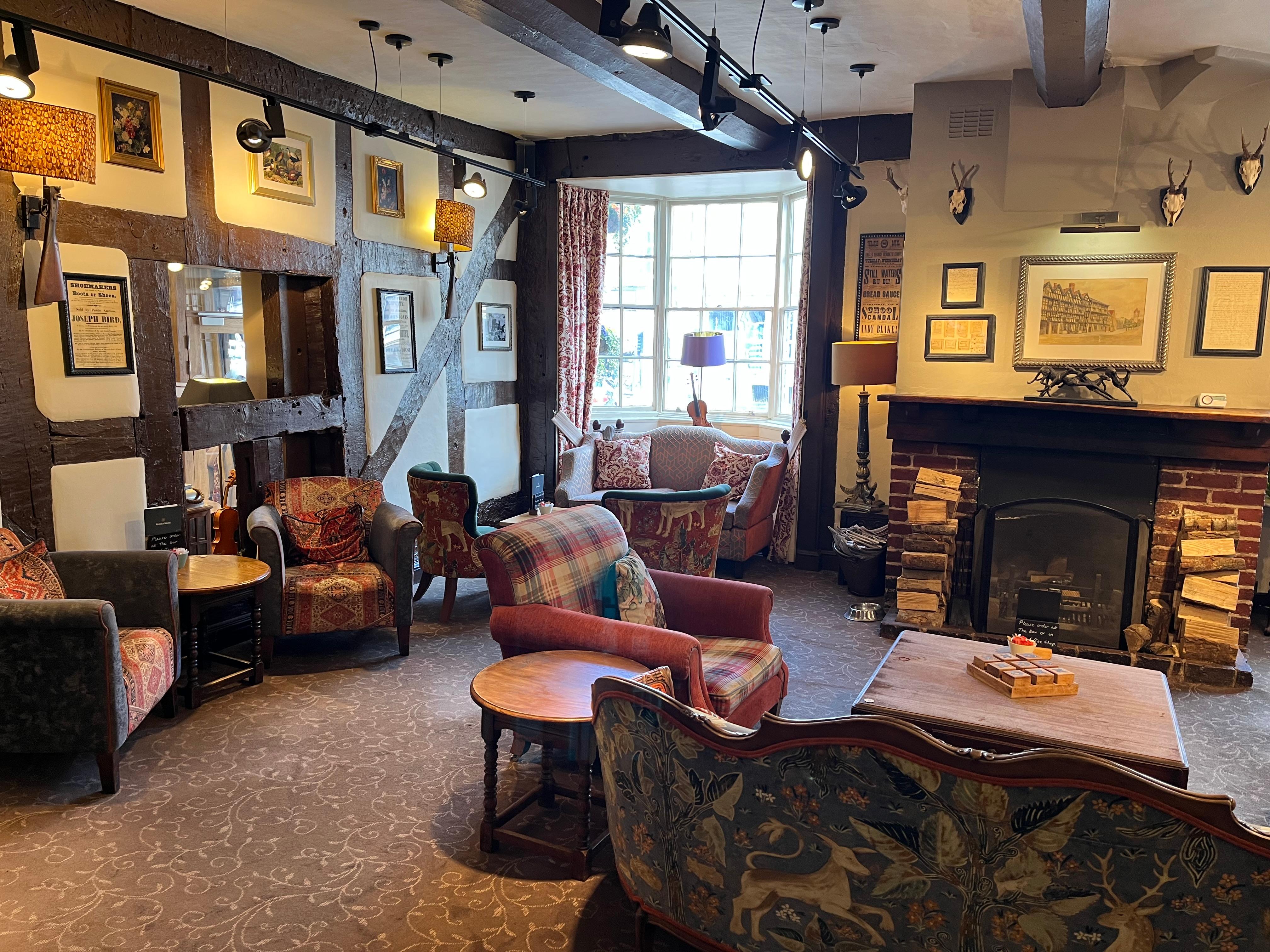The lounge 