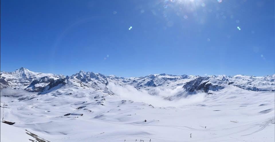 Plénitude Sublime et Silence accordez moi…cette Danse au plus haut sommet de la grande Motte où se trouve le Glacier