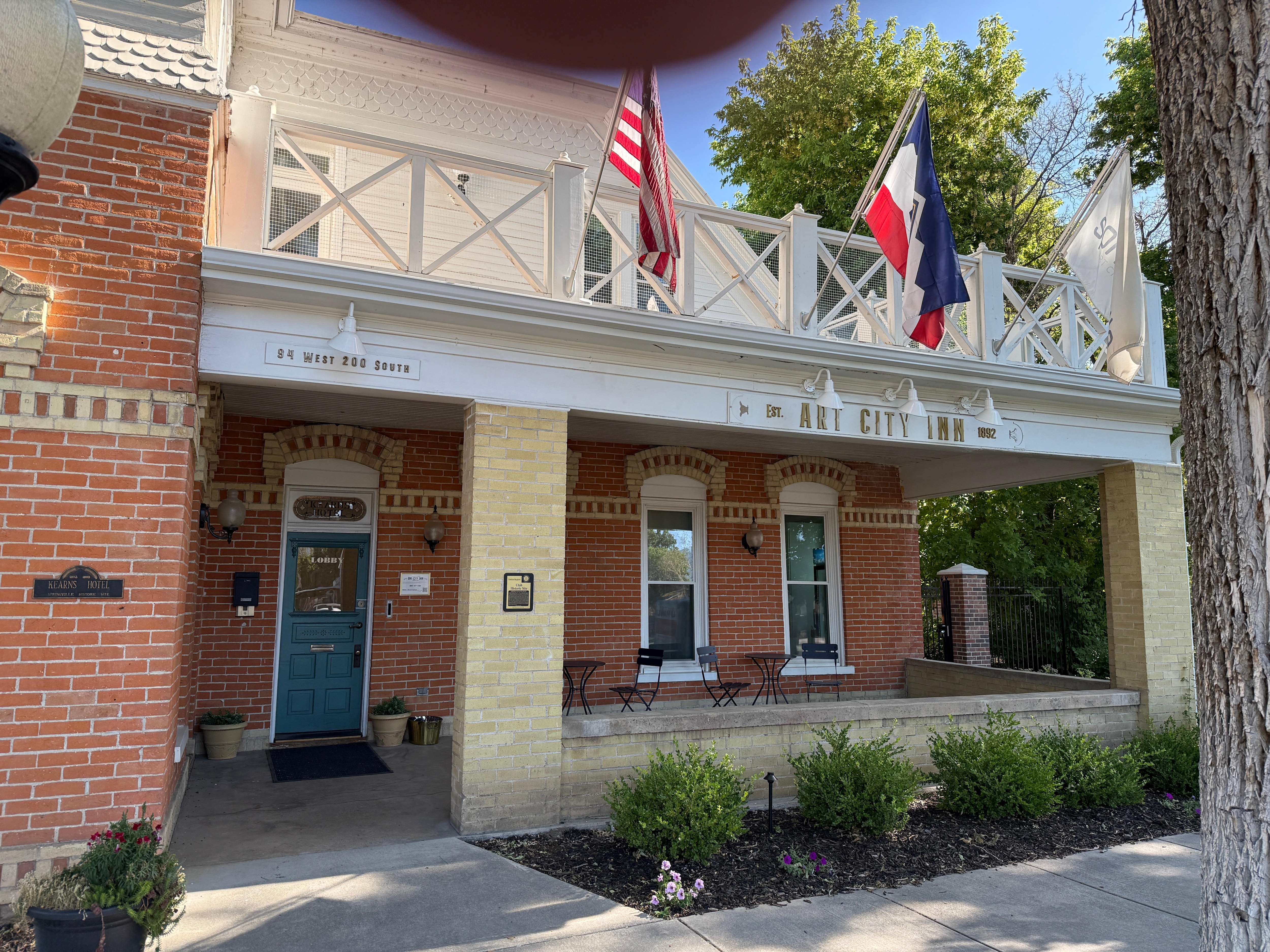 Art city inn