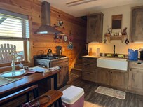 Eat-in kitchen with high end appliances