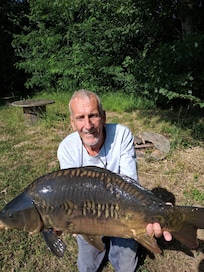 Large carp caught in the River Lot
