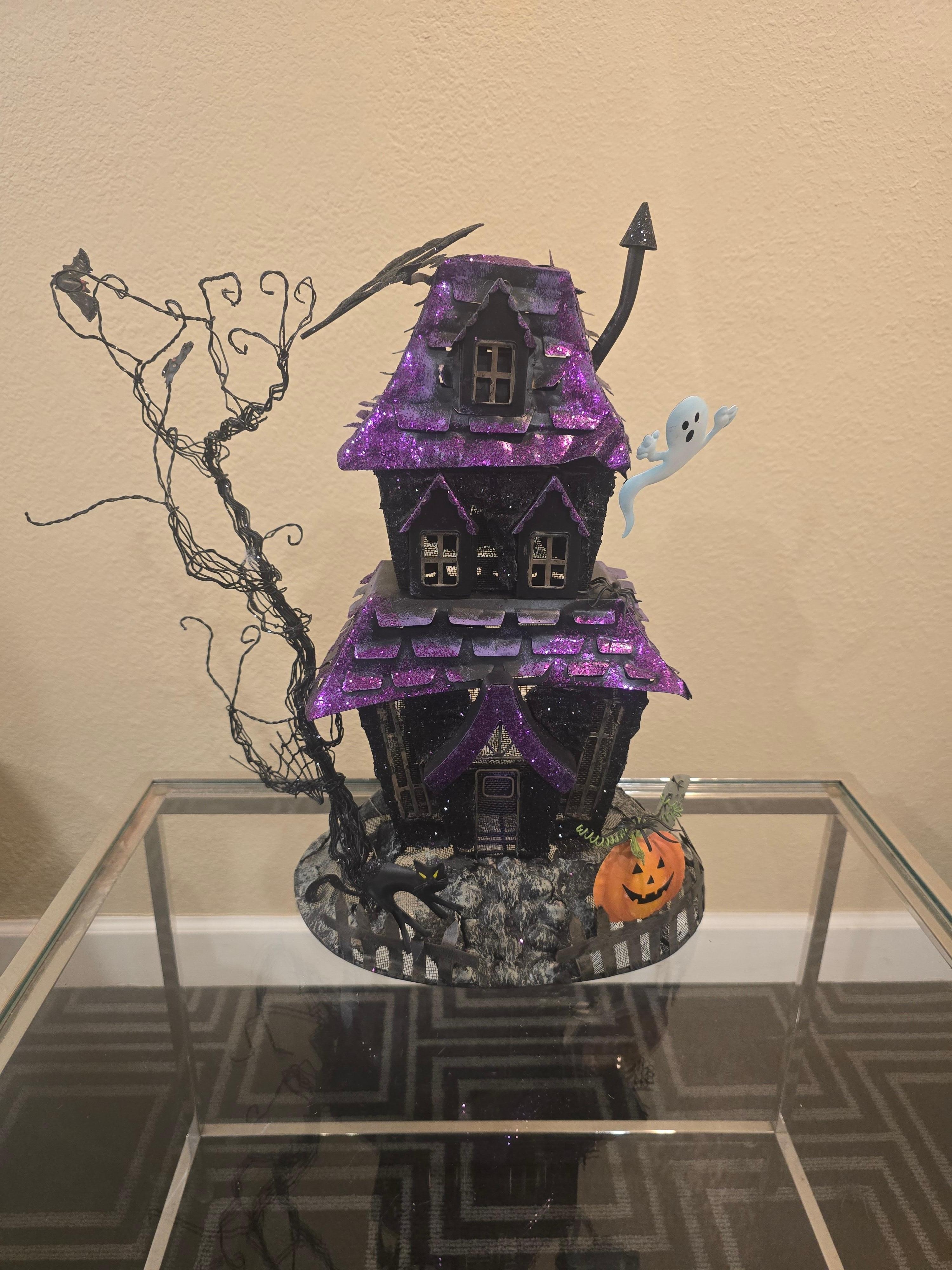 Halloween Decor at Hotel😊