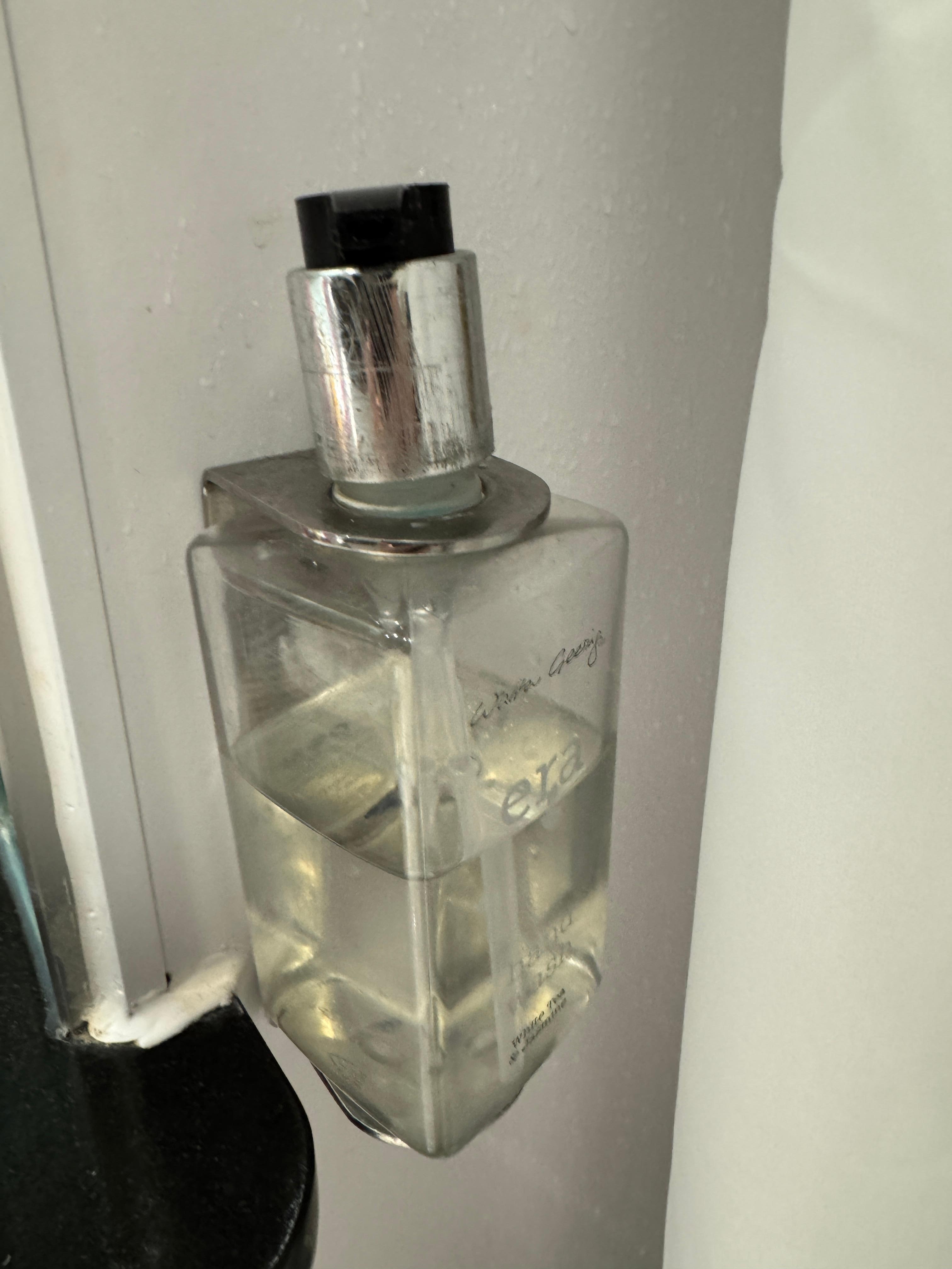 Poor dispenser holder, which made it hard to get the liquid out