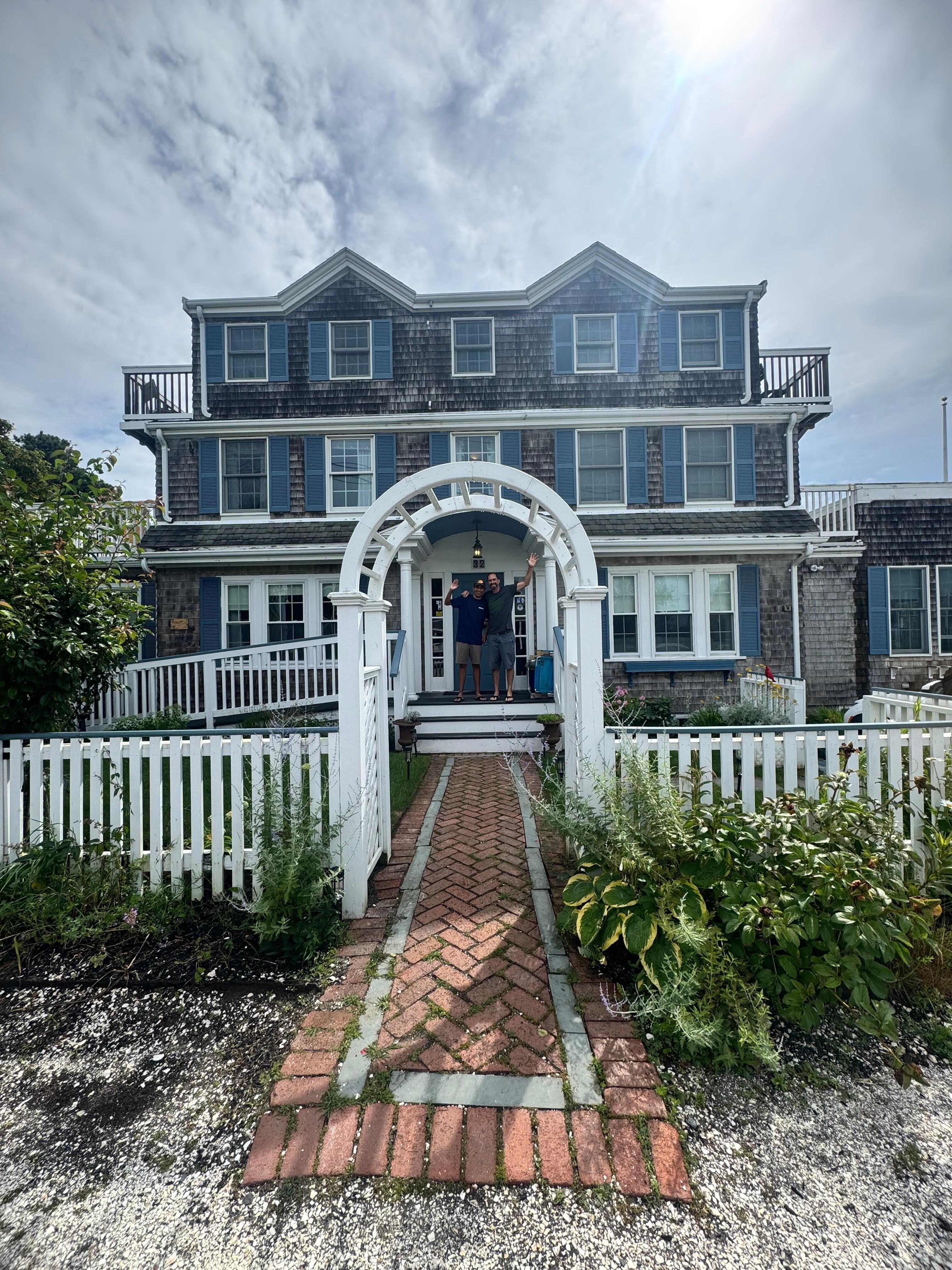 Gorgeous B&B with excellent homemade breakfast!
