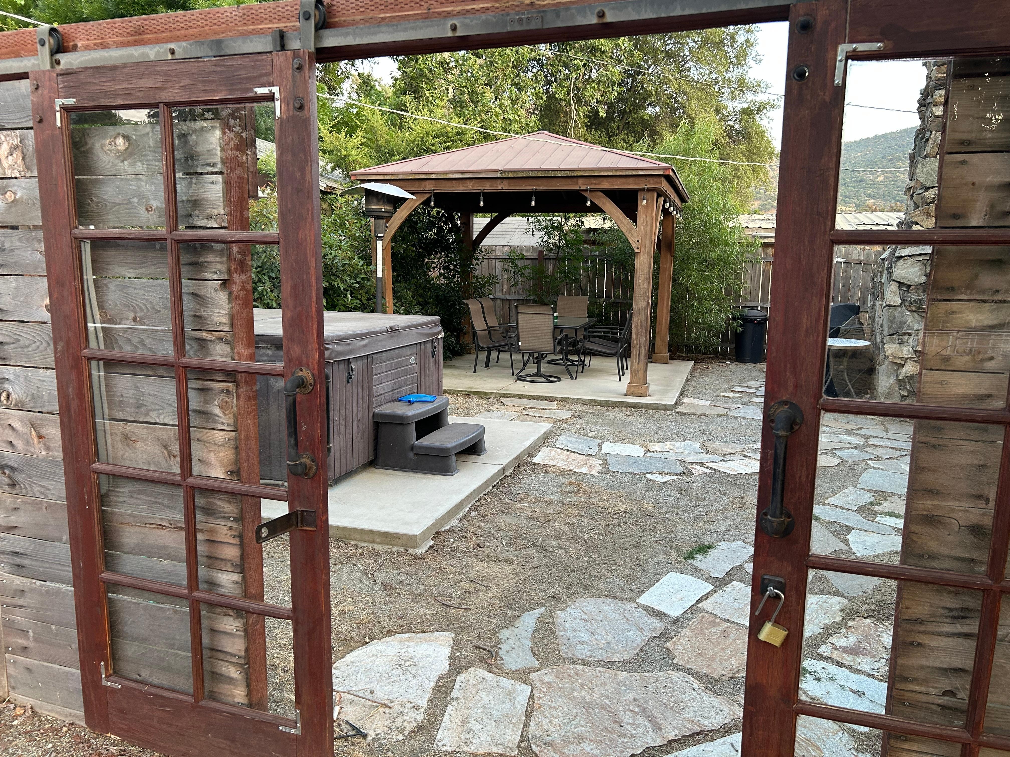 Enjoyed the spa, it was very clean and well kept and the patio was our favorite spot for meals.