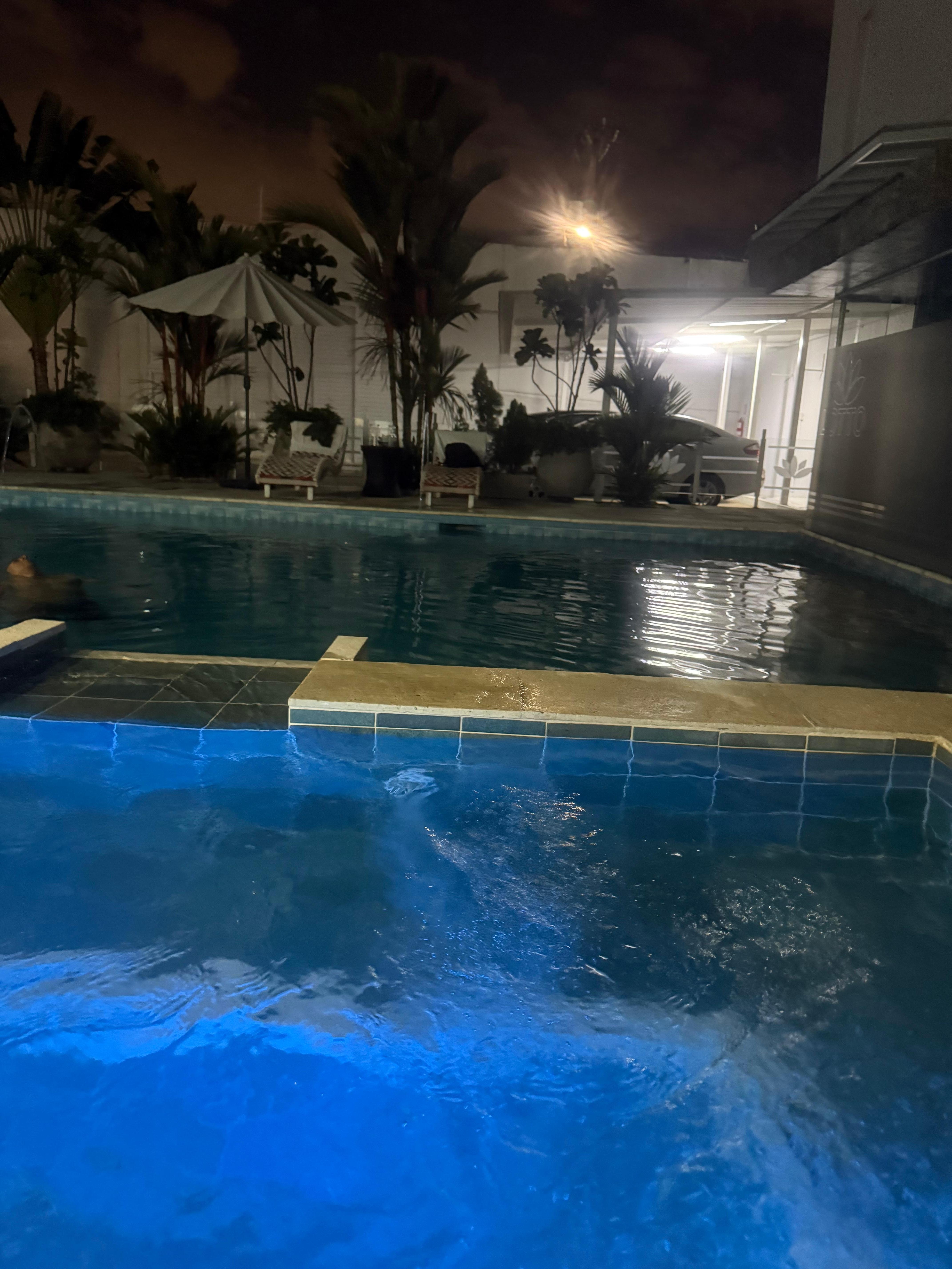 La piscina super grande y limpia