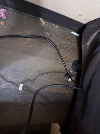 Space between two queen beds