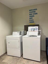 $3 coin laundry