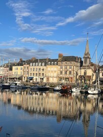 Honfleur basin