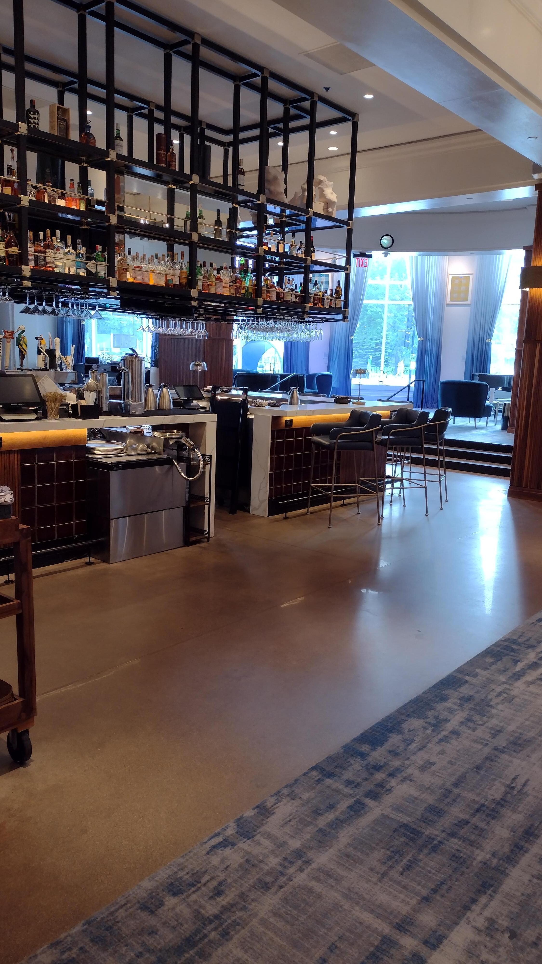 The bar lounge evenings have music!