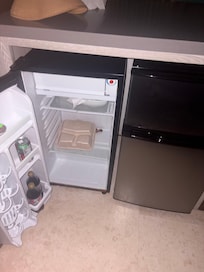 Room Frig