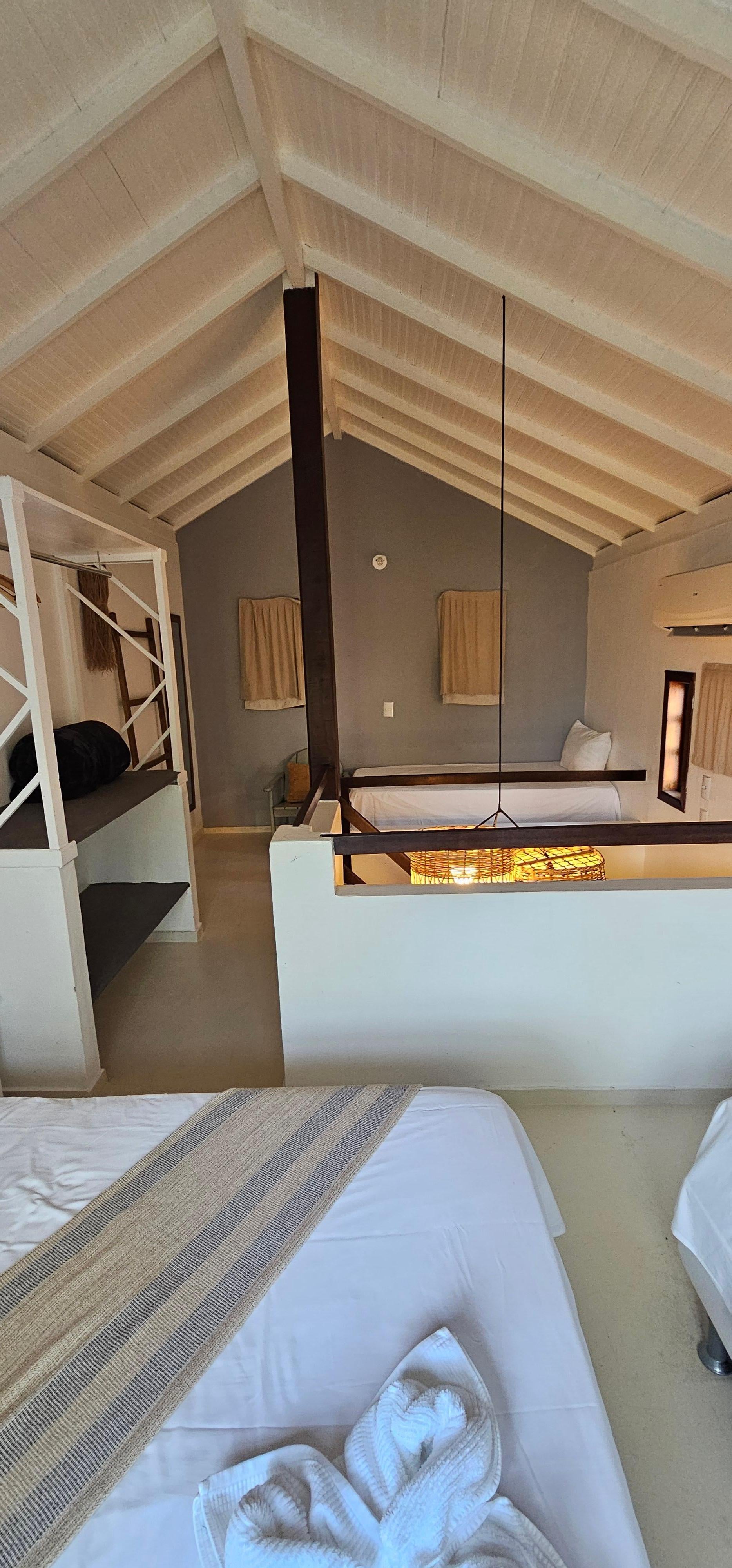 Quarto superior = outra vista