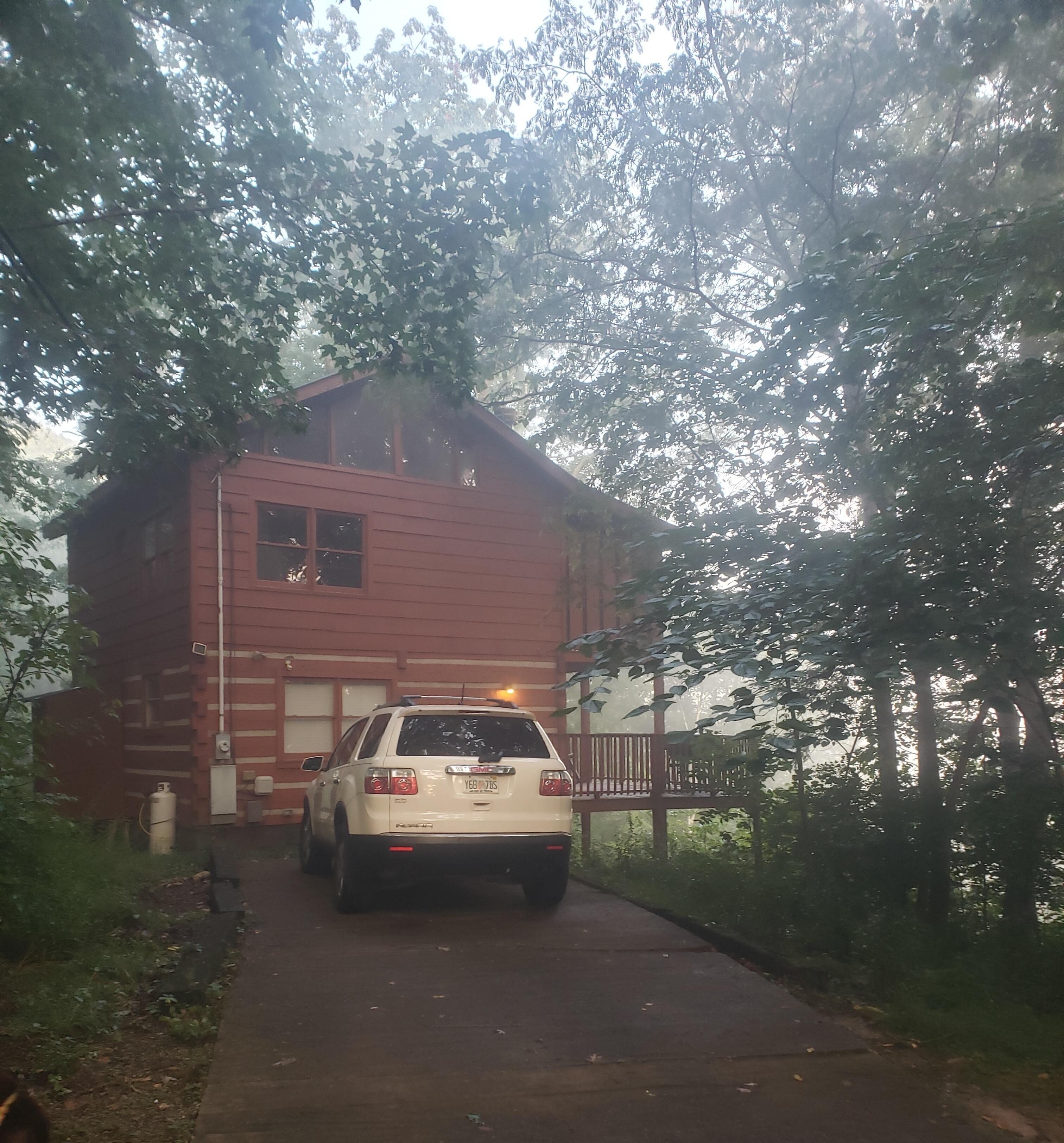 Beautiful private area but less than 10 minutes to retail options in Townsend.