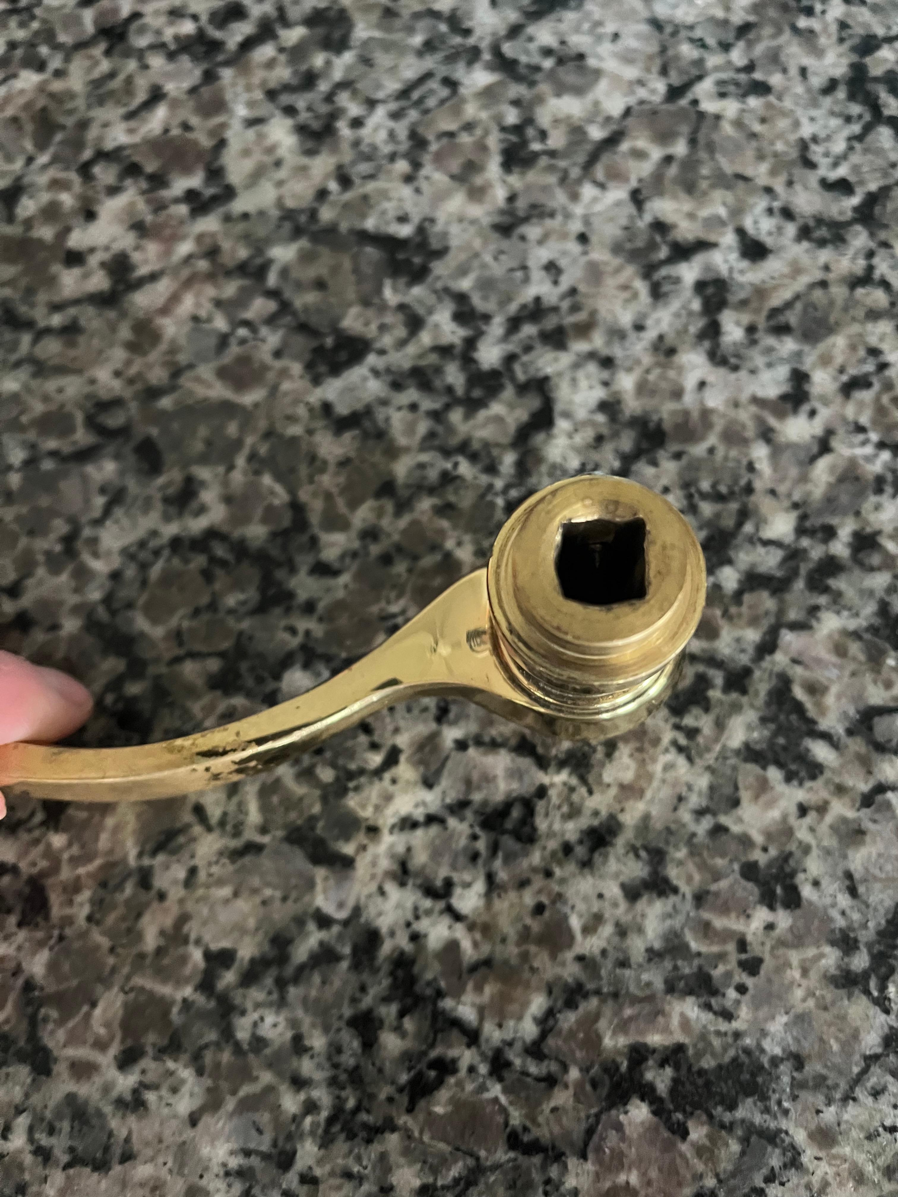 Door handle fell off in our hand