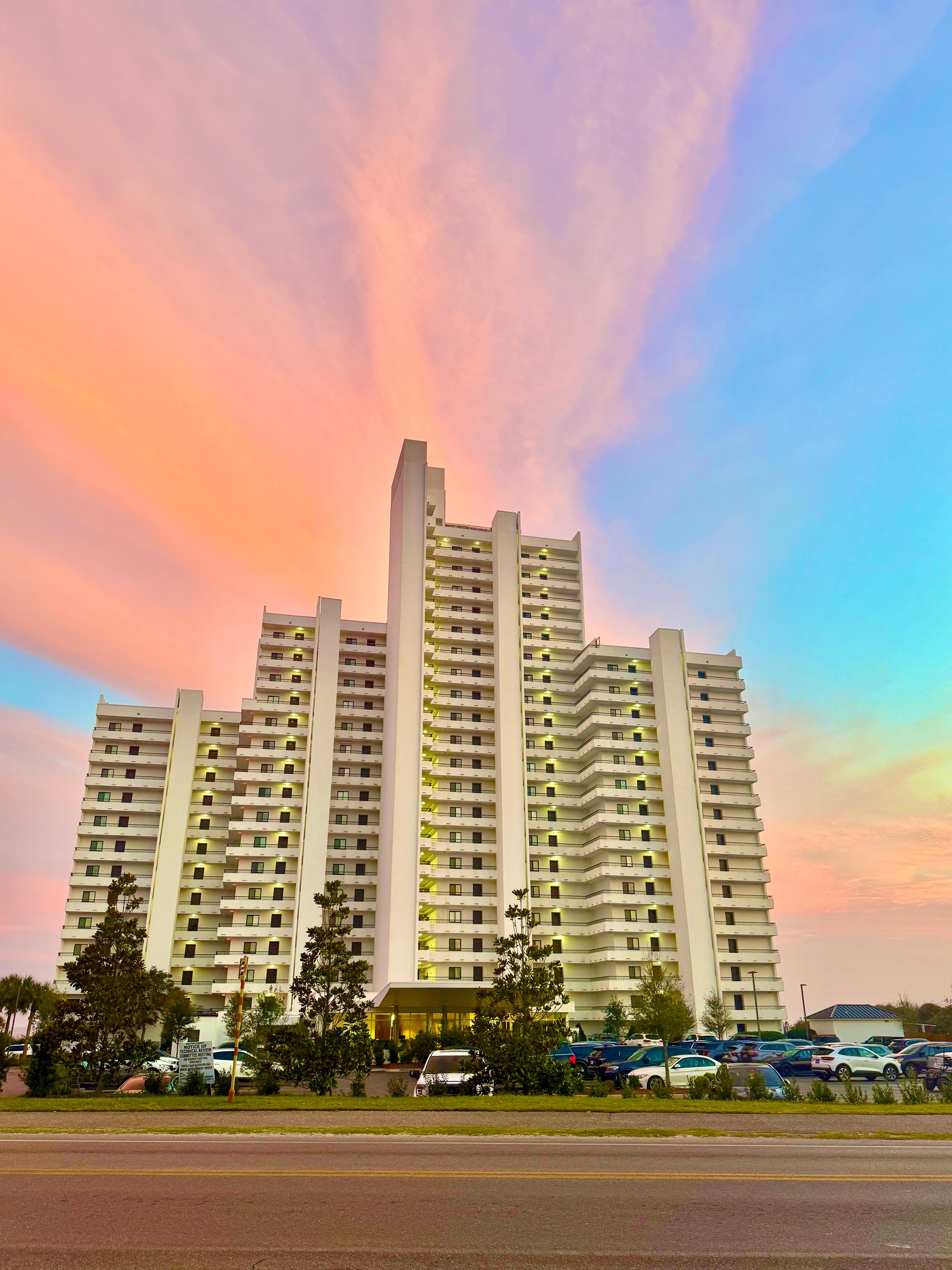 view from Boggy Boyz pizza across the street. 