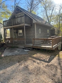 Picture of the cabin