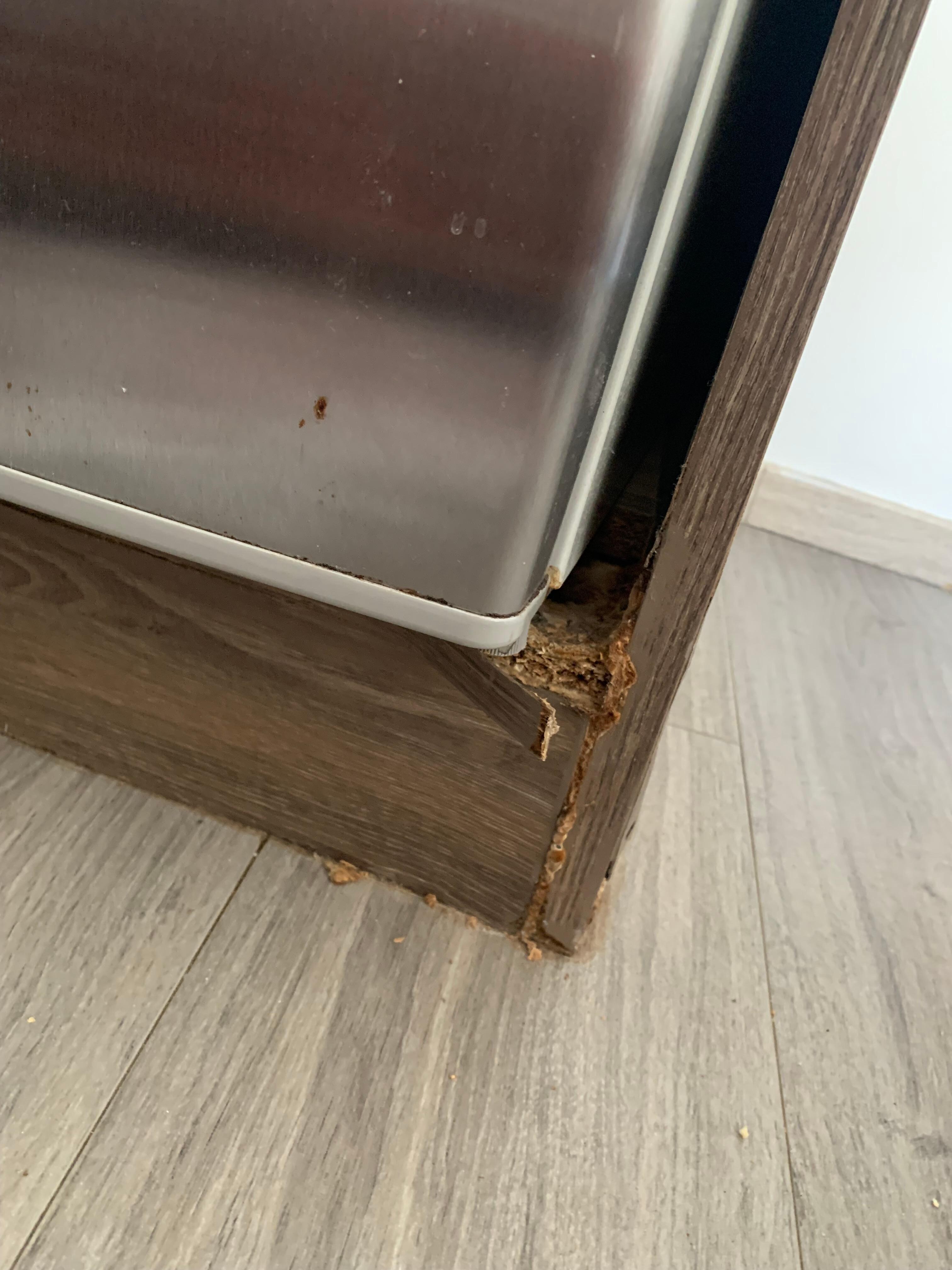 Enattica Monastiraki Living - der Kühlschrank 