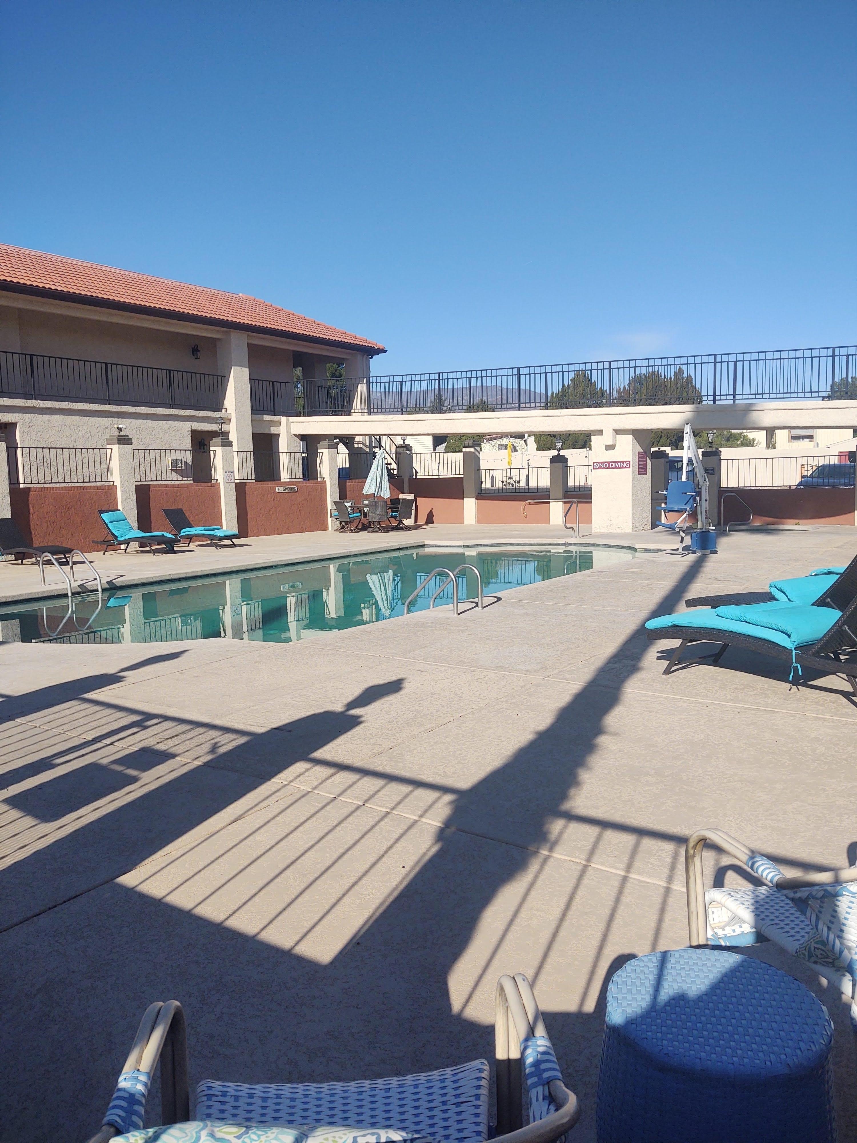 Very nice pool with hot tub! 
