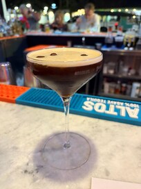 Delicious food and drinks within walking distance!