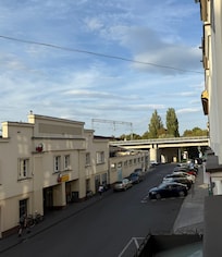 Ugly area, true hotel location